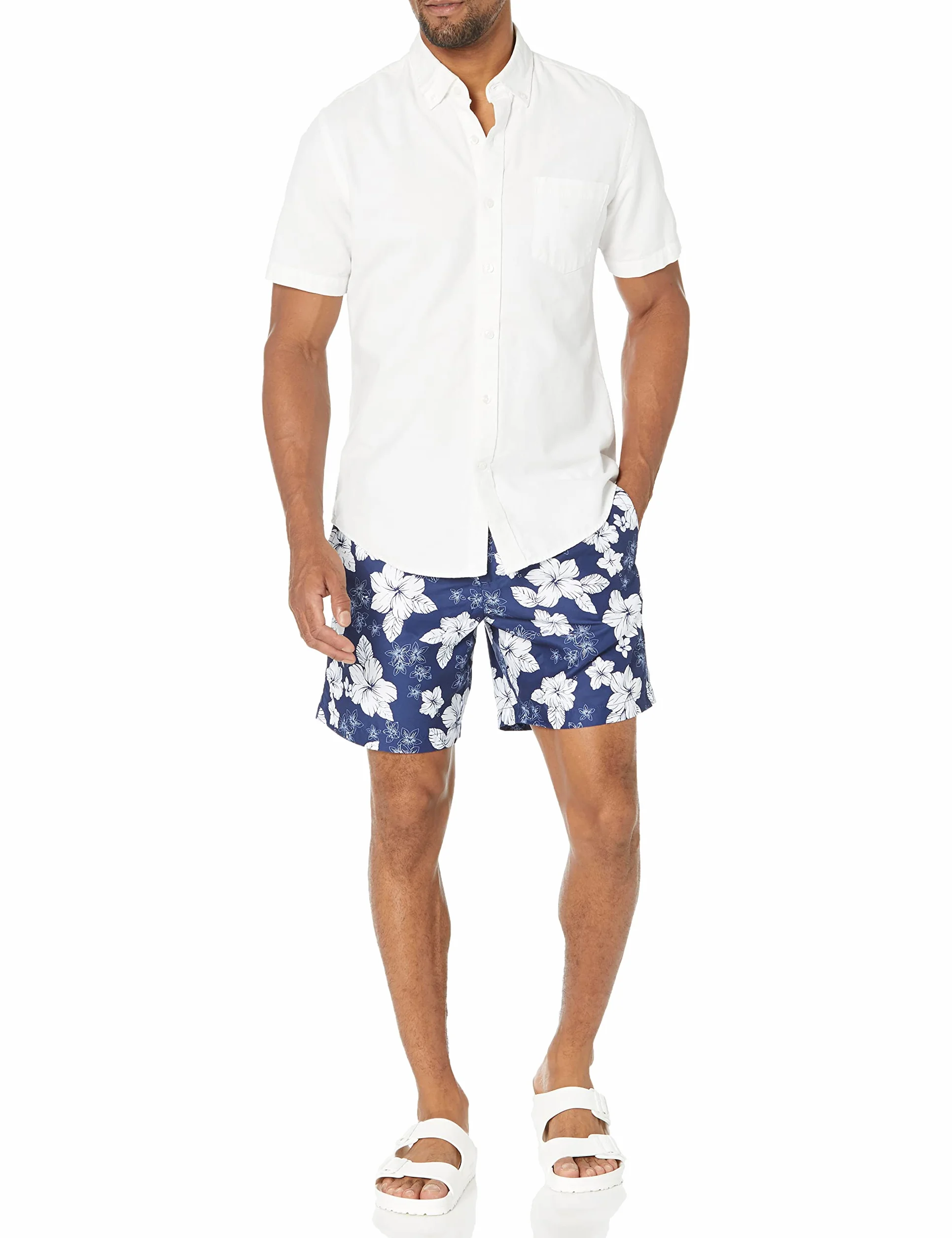 Amazon Essentials Short de Bain Homme avec Doublure en Maille, Poches et Fermeture à Cordon