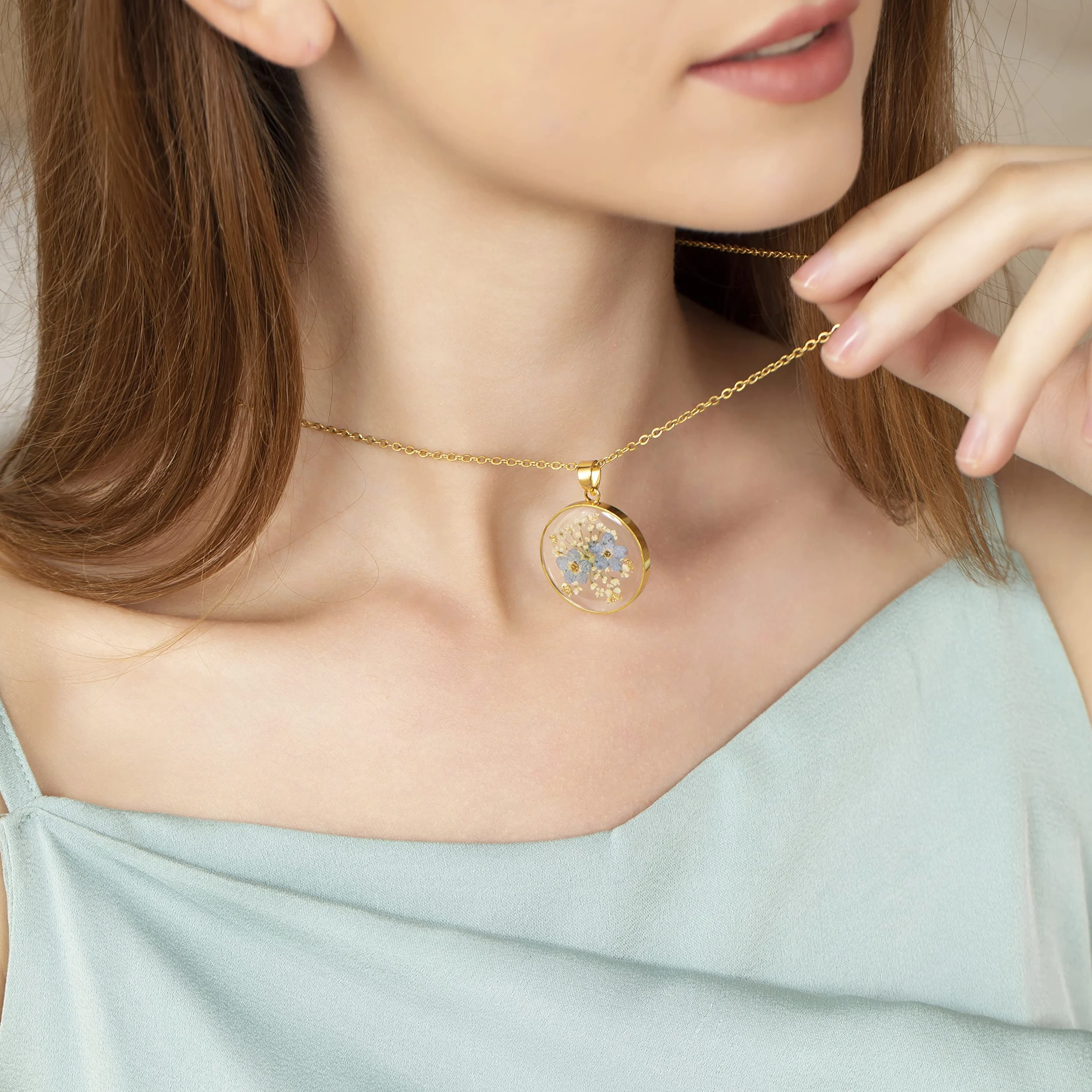 Collier Myosotis en fleurs sauvages pressées | Collier Fleurs de naissance | Bijou vintage or/argent