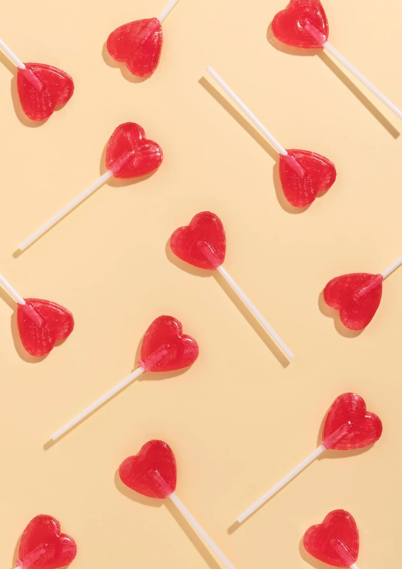 Sucettes cœur, sachet de 23, à deguster entre amoureux ! Idéal pour offrir ou célébrer un évènement.