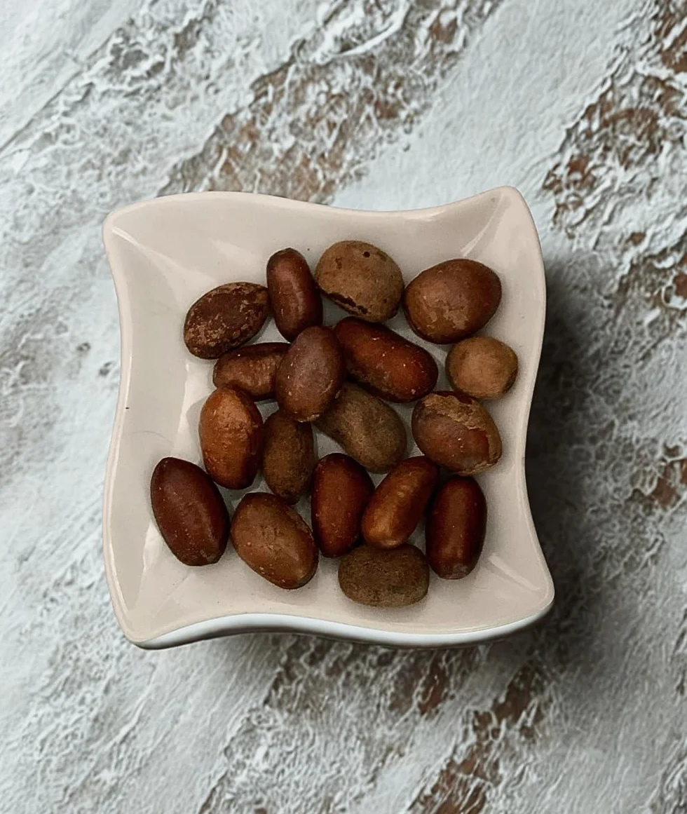 Noix de Pébé/Pépé Entières – 100 g | Noix de Muscade Africaine | Épices Africaines Authentiques