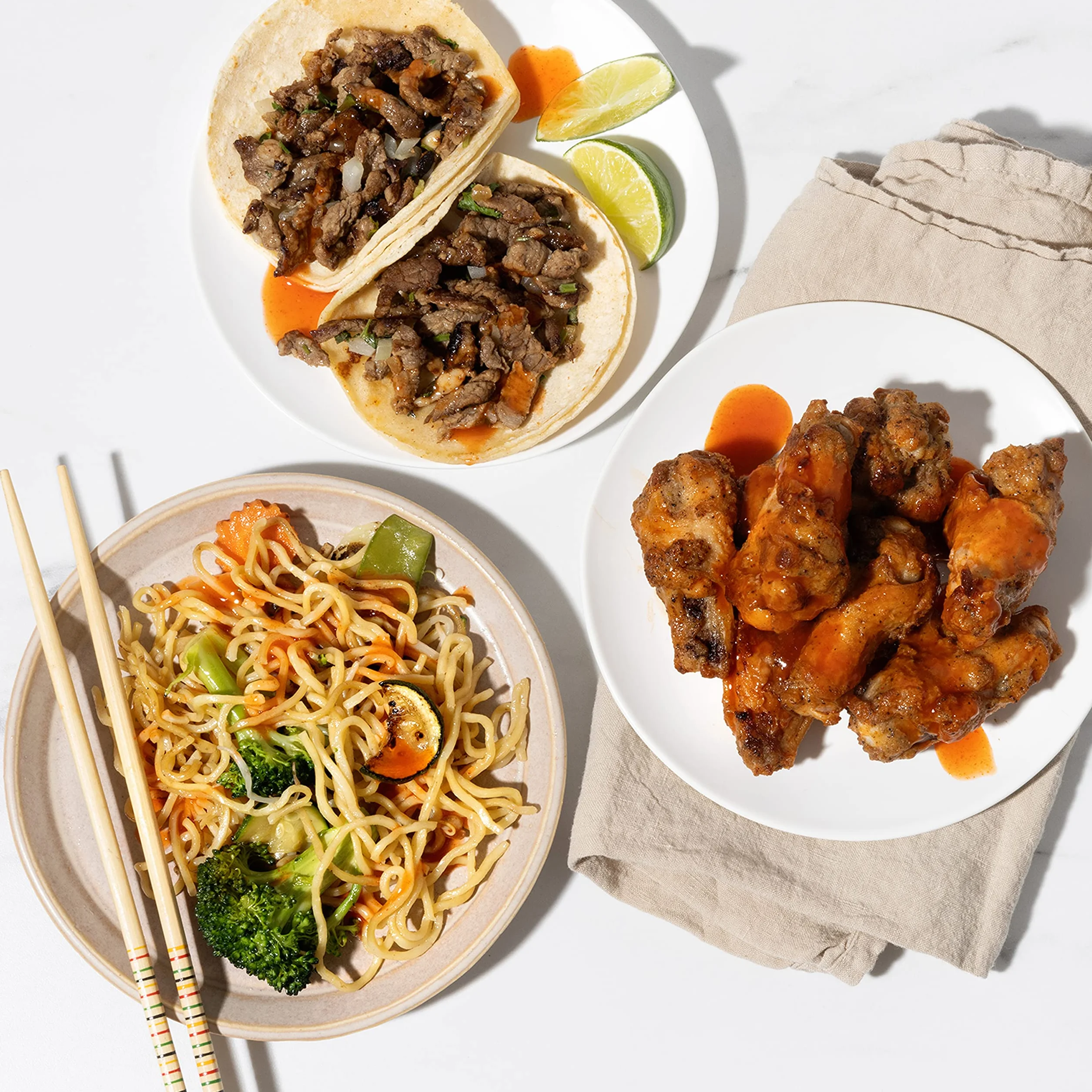 Thoughtfully – Coffret Cadeau Food Truck 6 Sauces BBQ et Piquantes – Sauces Wings, Barbecue, Hot Sauce – Idée Cadeau Homme, BBQ & Hot Ones Fans – Anniversaire & Fête des Pères – 6 x 45 ml