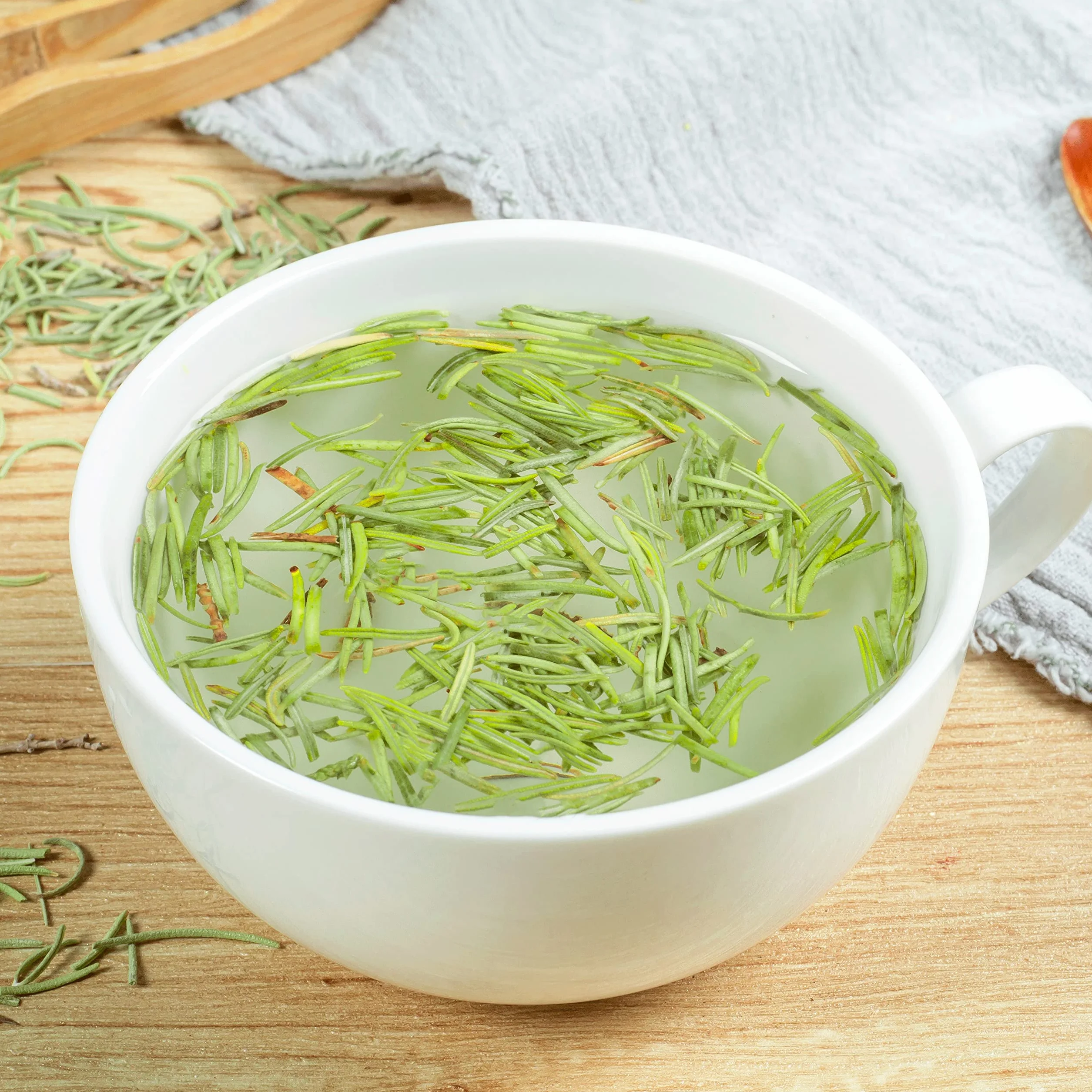 100% Rosemary 50g/1.76oz frais, feuilles en feuilles non - OGM, herbes naturelles à fleurs séchées, pures, riches en arômes, pour la viande, les légumes, les soupes, les sachets et les épices fraîches