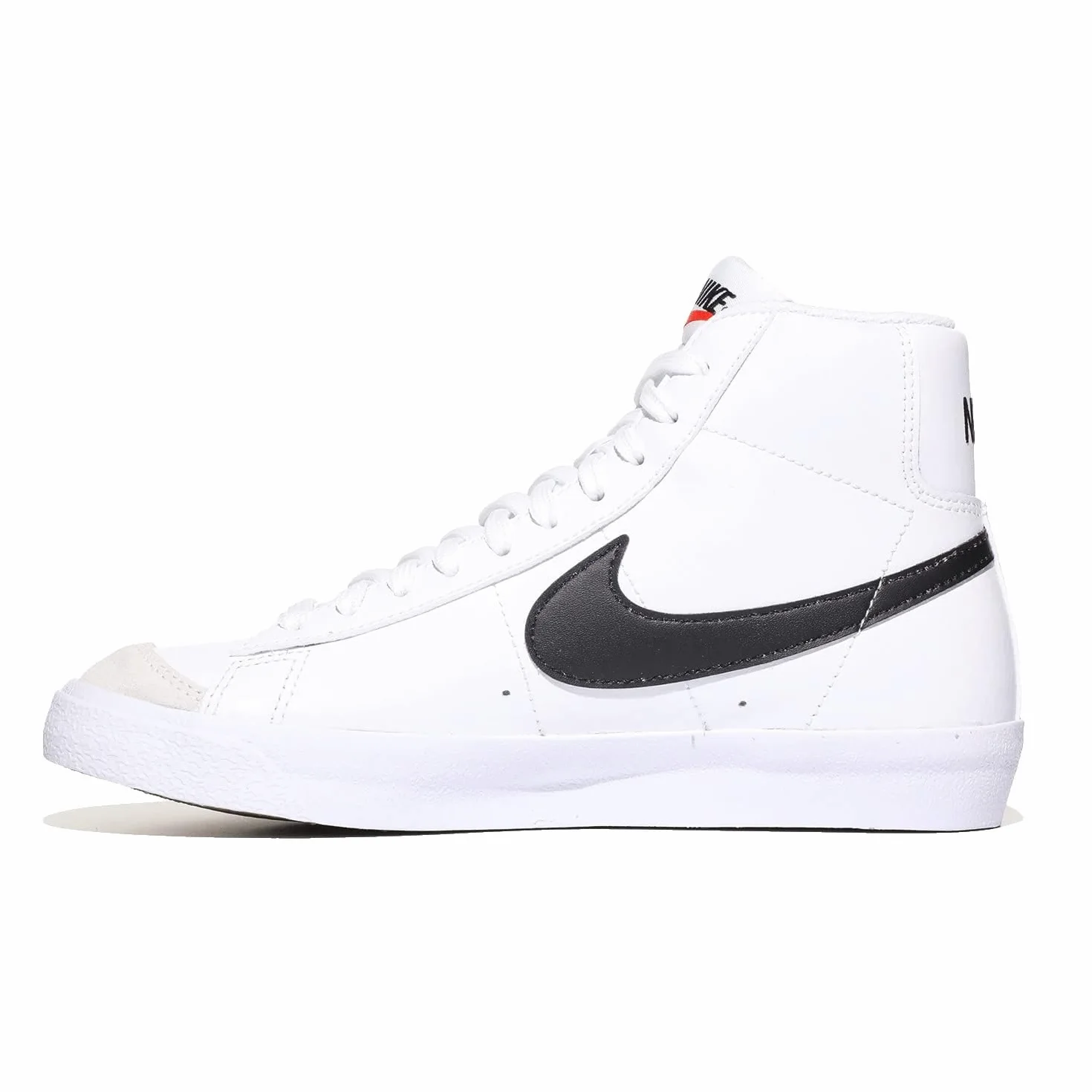 Nike Blazer Mid '77 Chaussures de Gymnastique