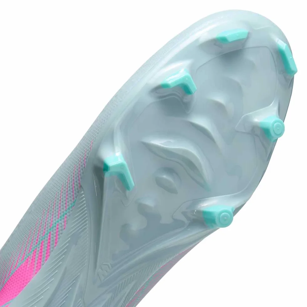 NIKE Zoom Vapor 16 Academy AG Soccer Shoe Homme