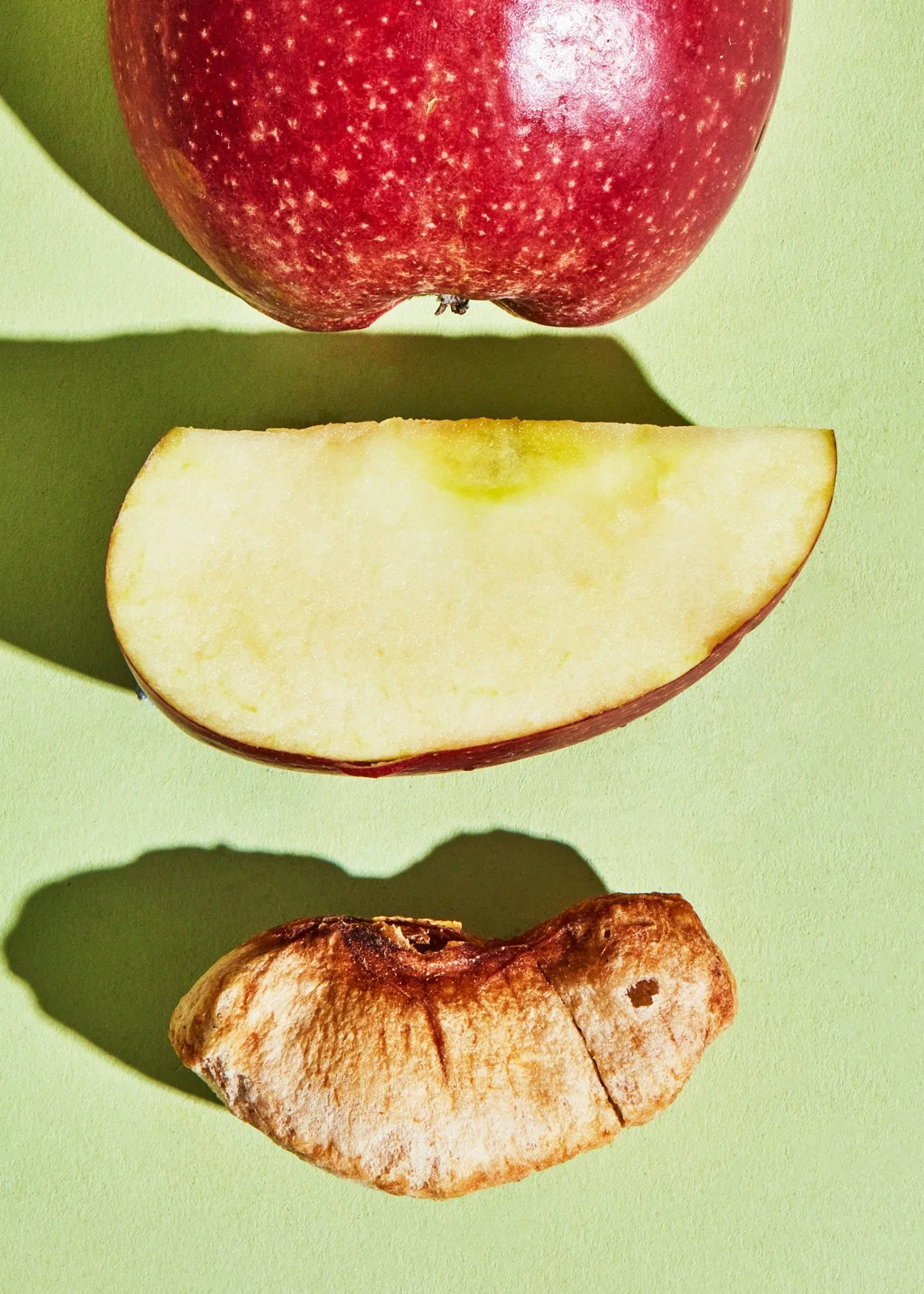 KoRo - Pomme soufflée biologique 500 g - Sans sucre ajouté - Particulièrement croquante - Aromatique-fruité - 100 % plaisir des fruits.