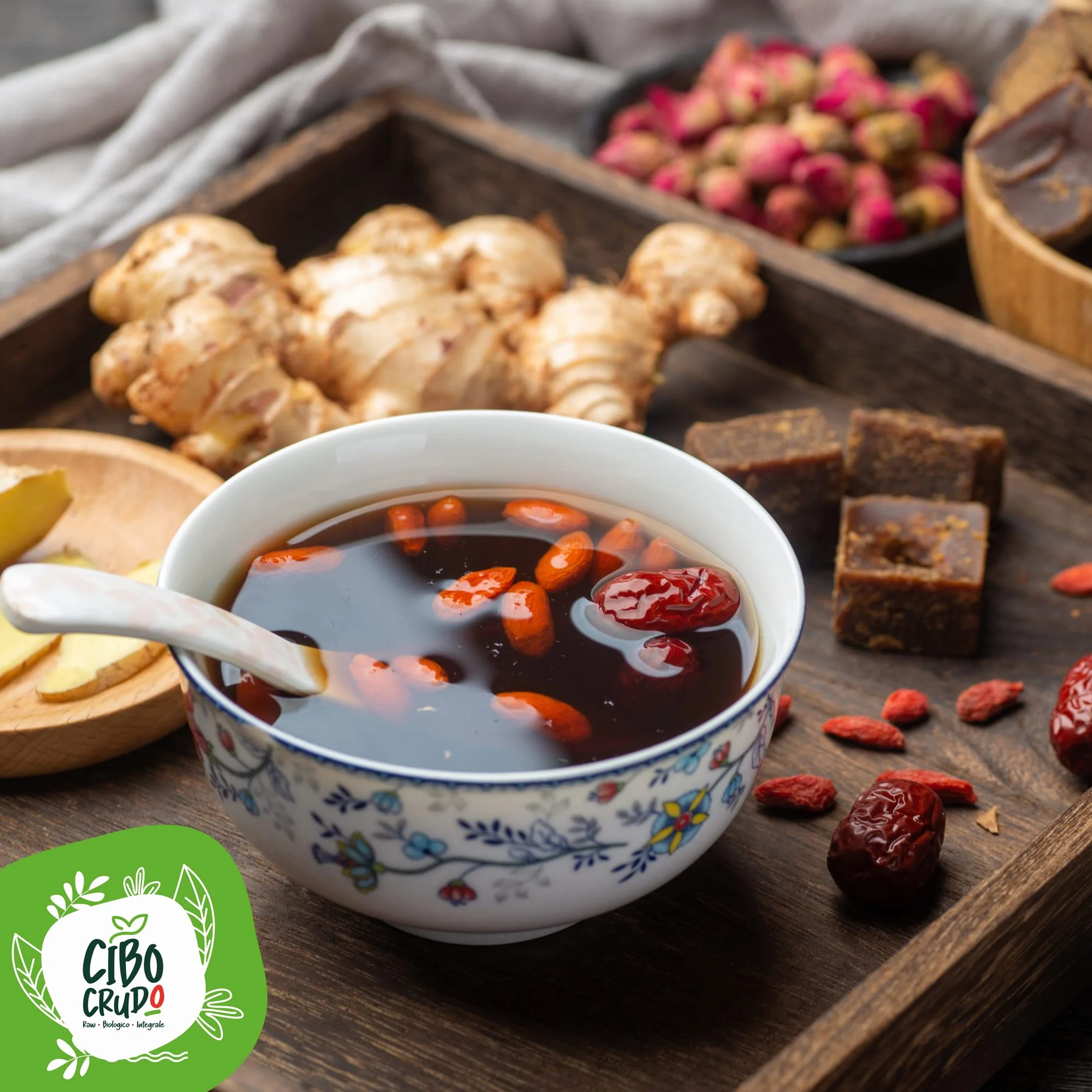 Jujube Séché Bio - 200g. Baies Rouges. De la plante de Jujube Séchée Sans Sucre Ajouté. Ils Contiennent Vitamines Minéraux et Fibres. A Ajouter aux Yaourts/Smoothies ou Aux Aesserts et Confitures.