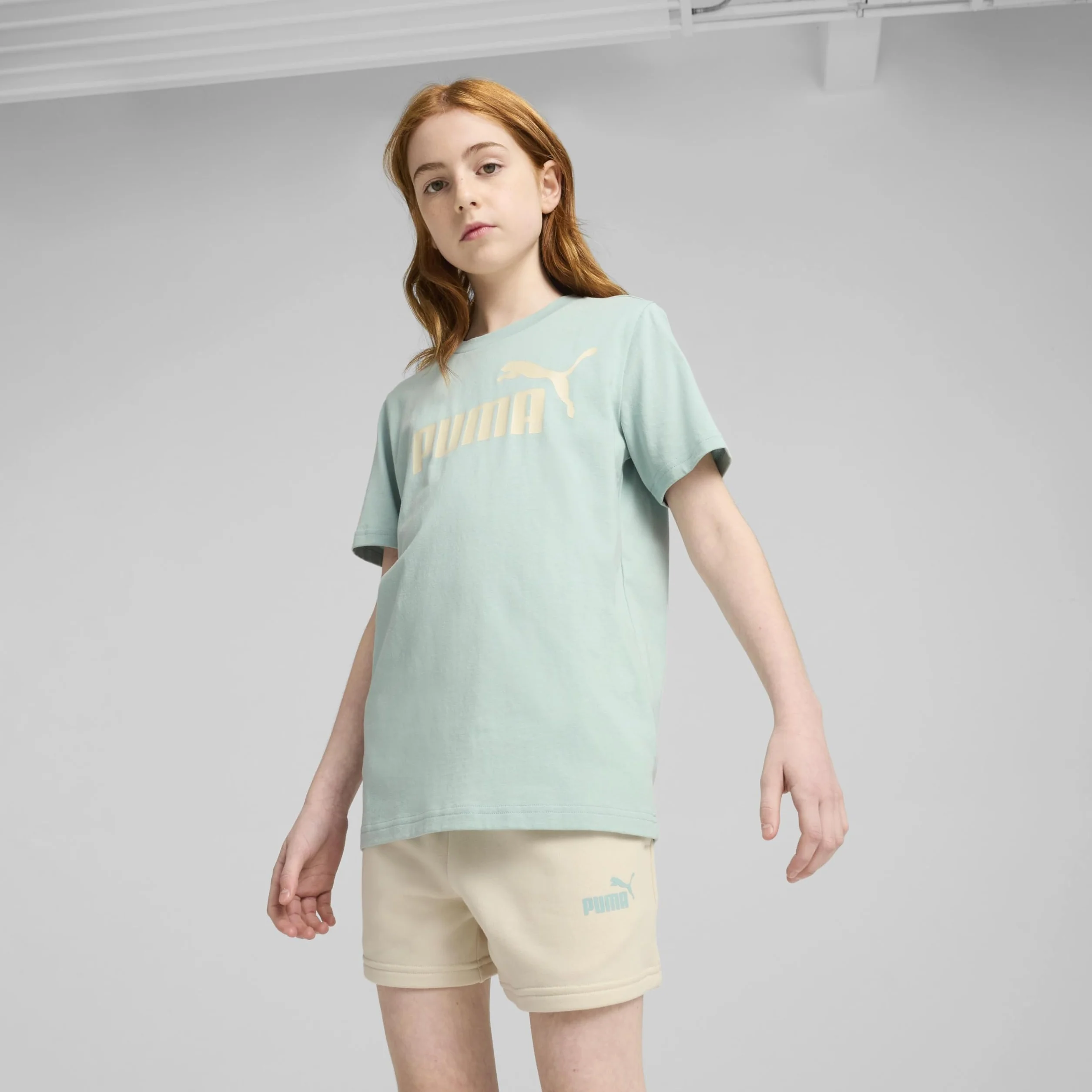 PUMA Ensemble Short et T-Shirt Logo N°1 Essentials Enfant Adolescent