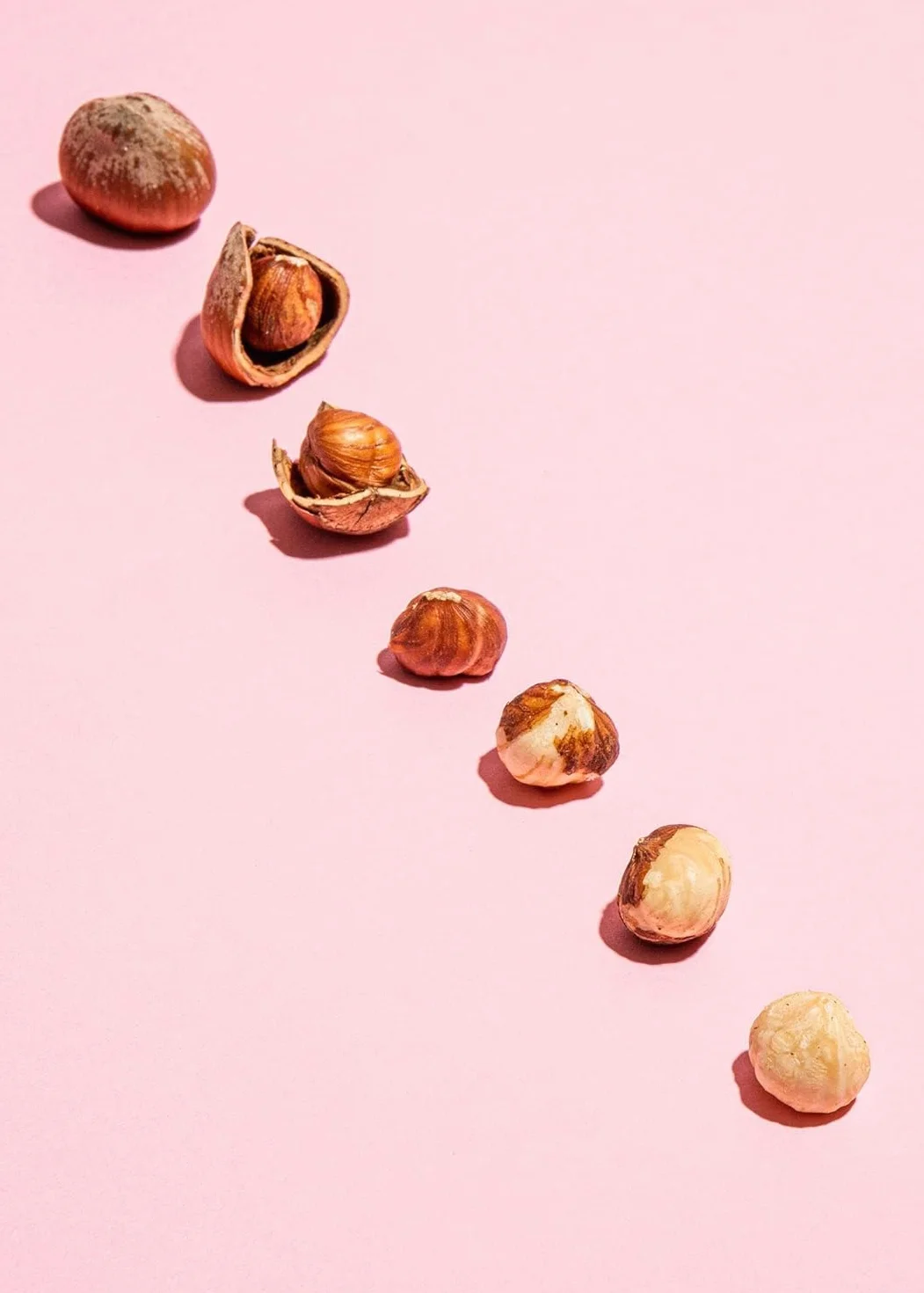 KoRo - Noisettes torréfiées 1 kg - Noisettes émondées et sans additifs ni conservateurs, parfaites pour la cuisine ou comme snack