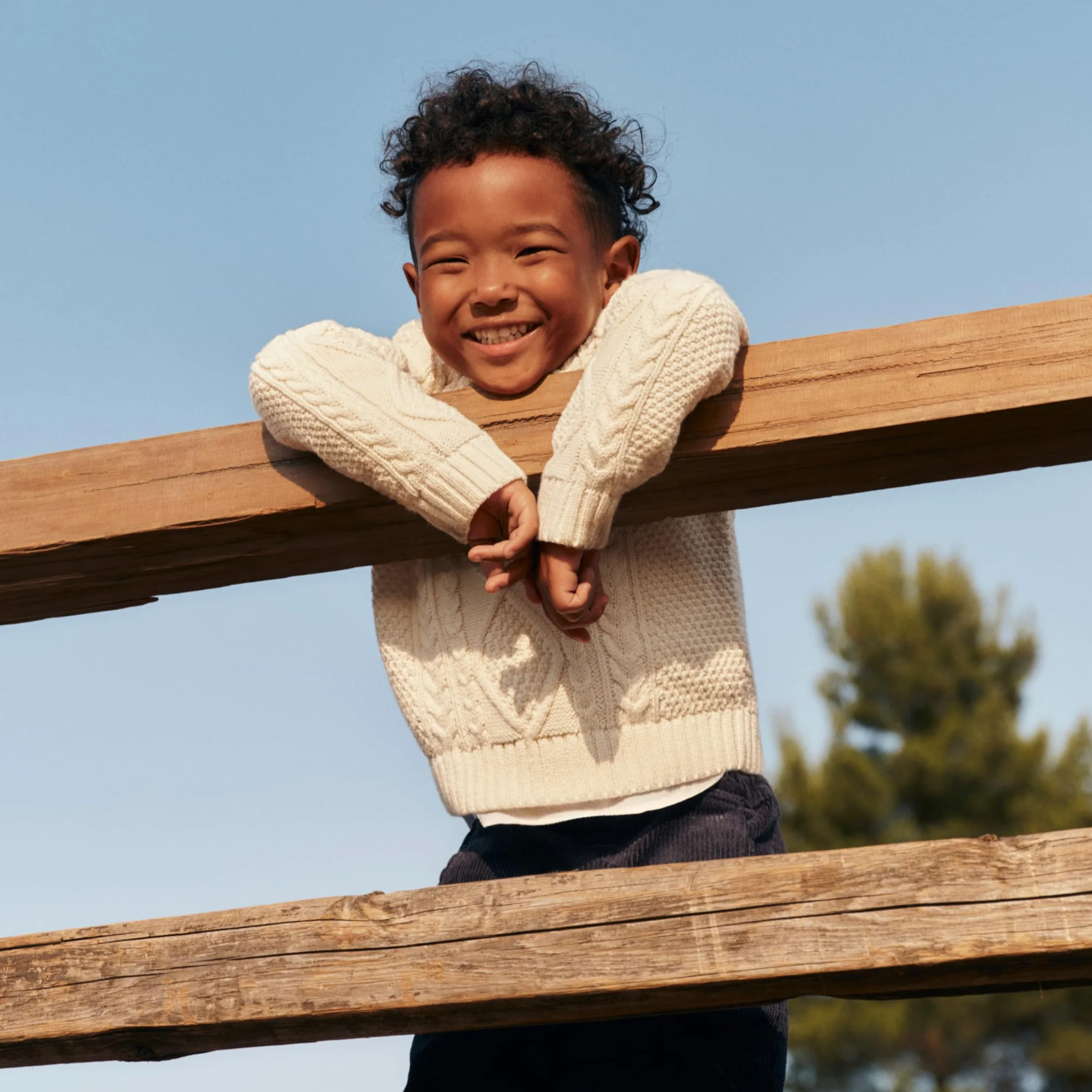 Amazon Essentials Sofia Grainge Pull Col Rond Torsades Bébé Garçon