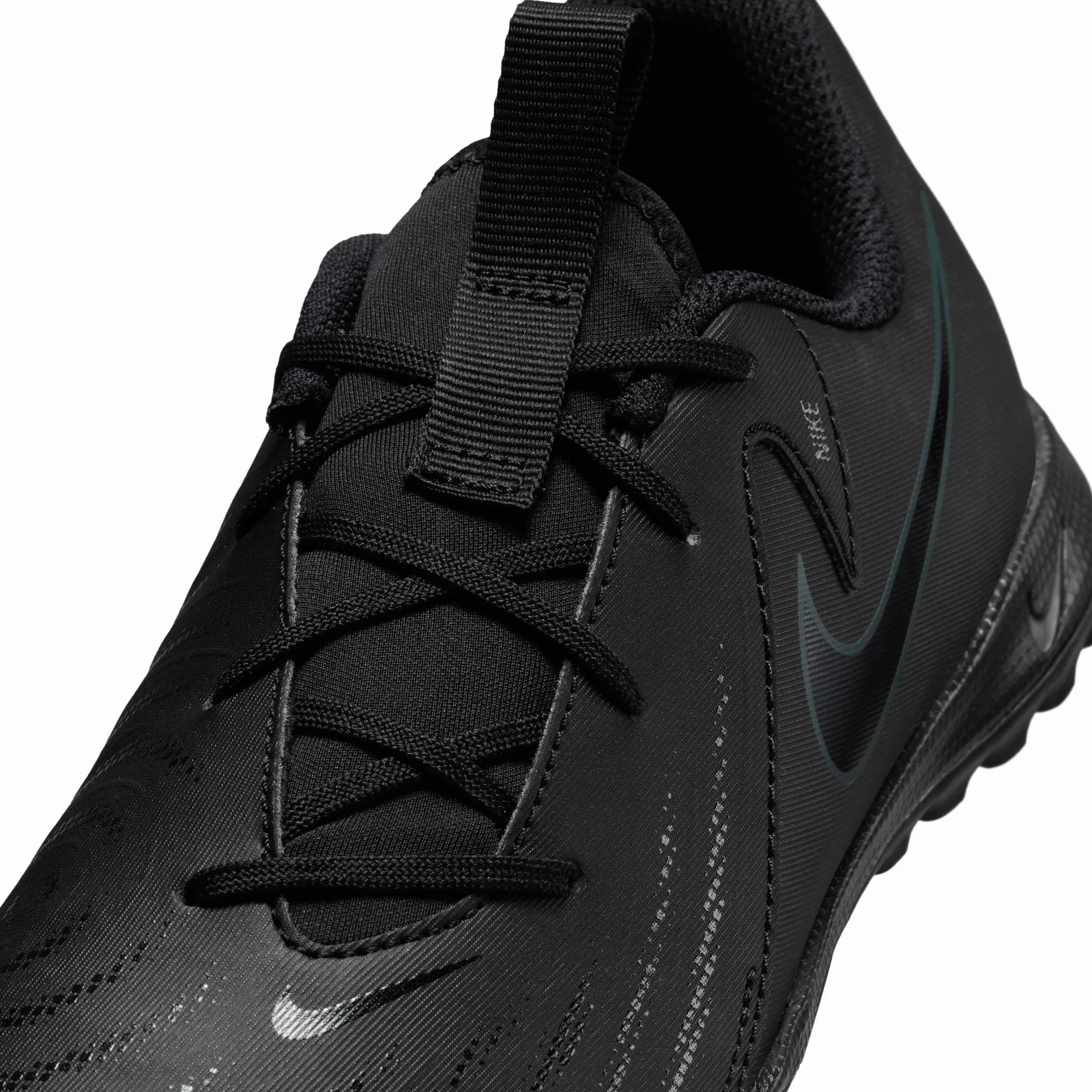 Nike Garçon Jr Phantom Gx II Academy TF Soccer Shoe