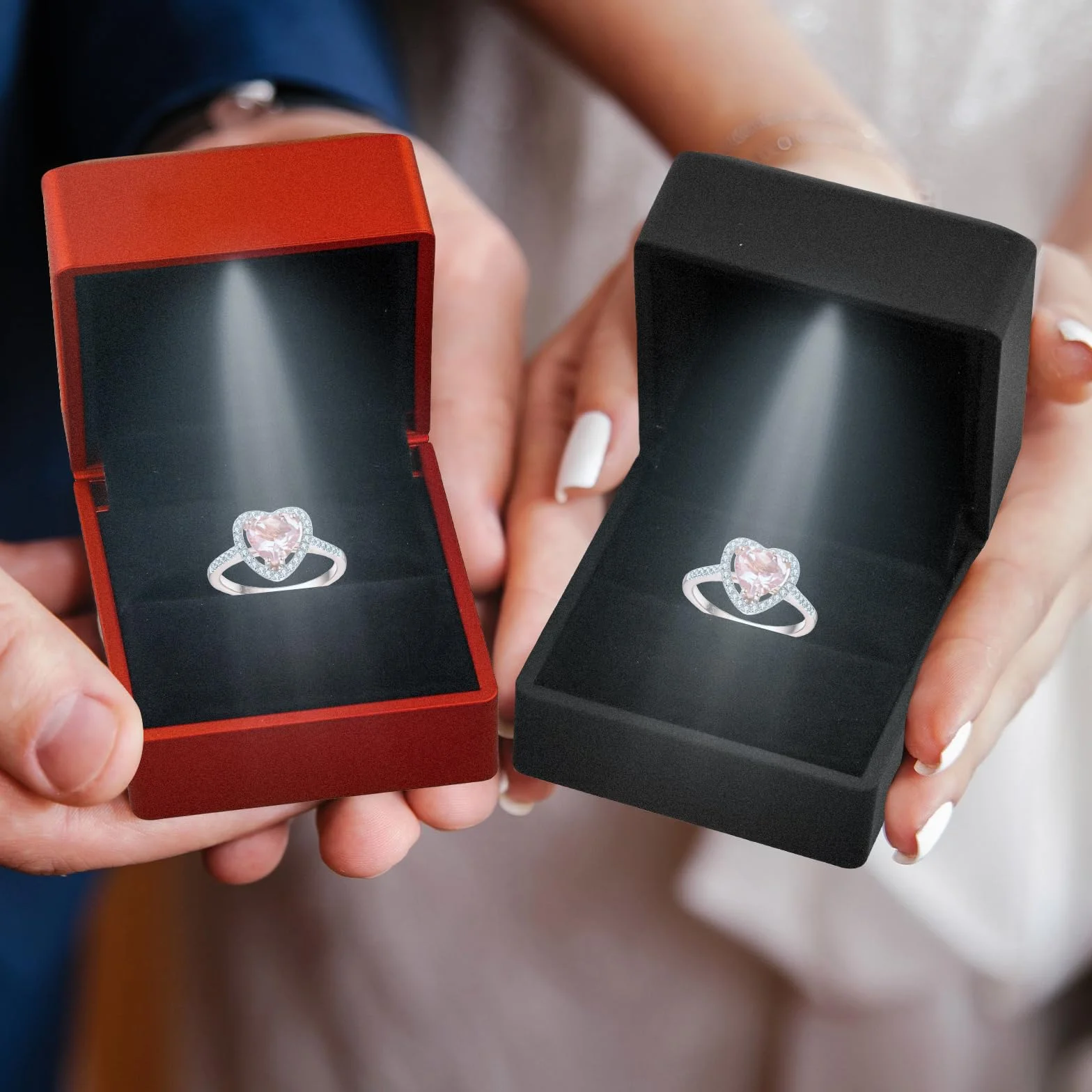 Boîte à Bague en Velours avec Lumière LED, Ecrin Forme de Coeur, Coffret Cadeau Mariage, 62x57x39mm Noir