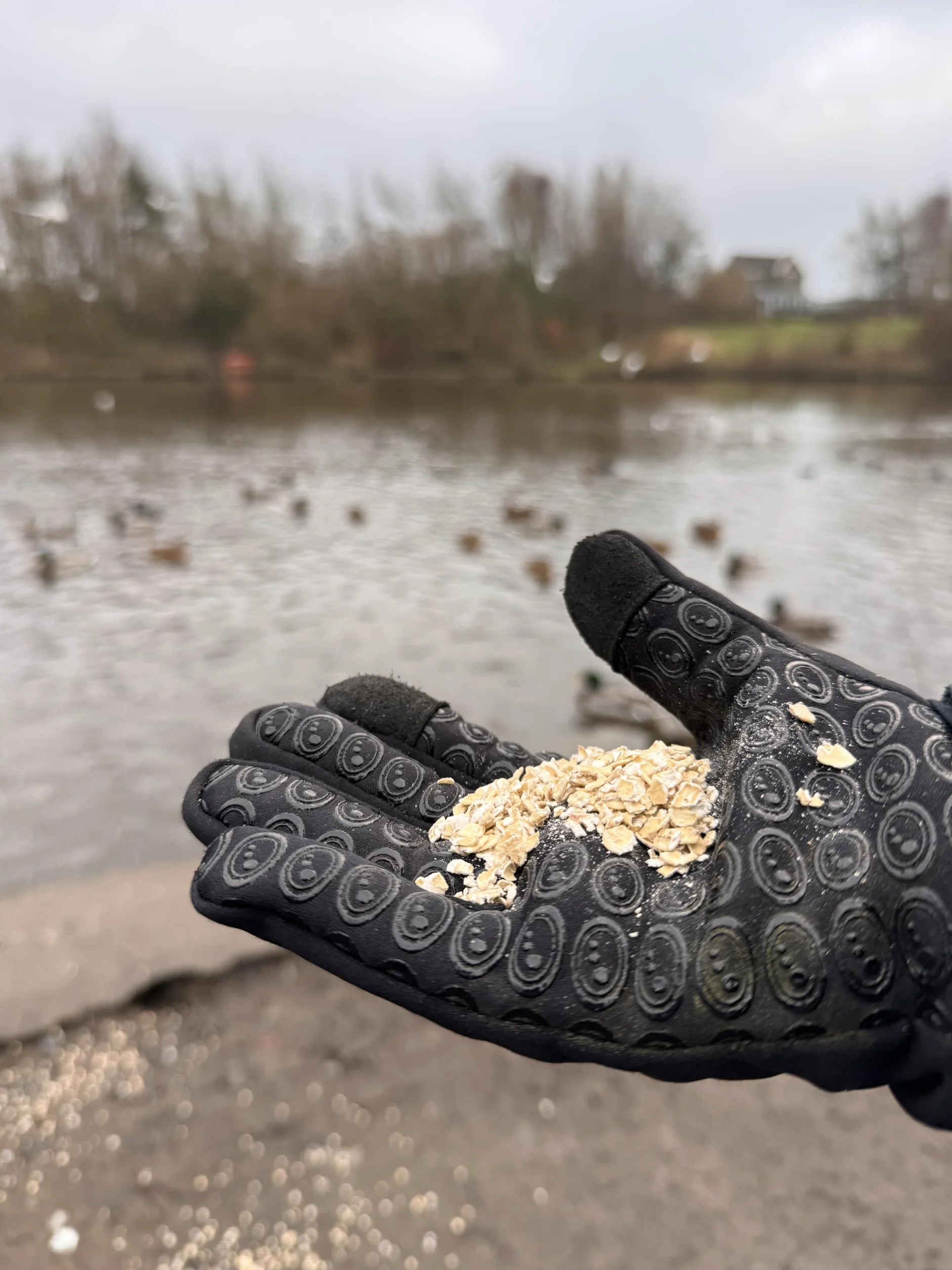 OPTIMUM Aqua Waterproof Thermal Sports Gloves Touch Screen Sensitive Finger