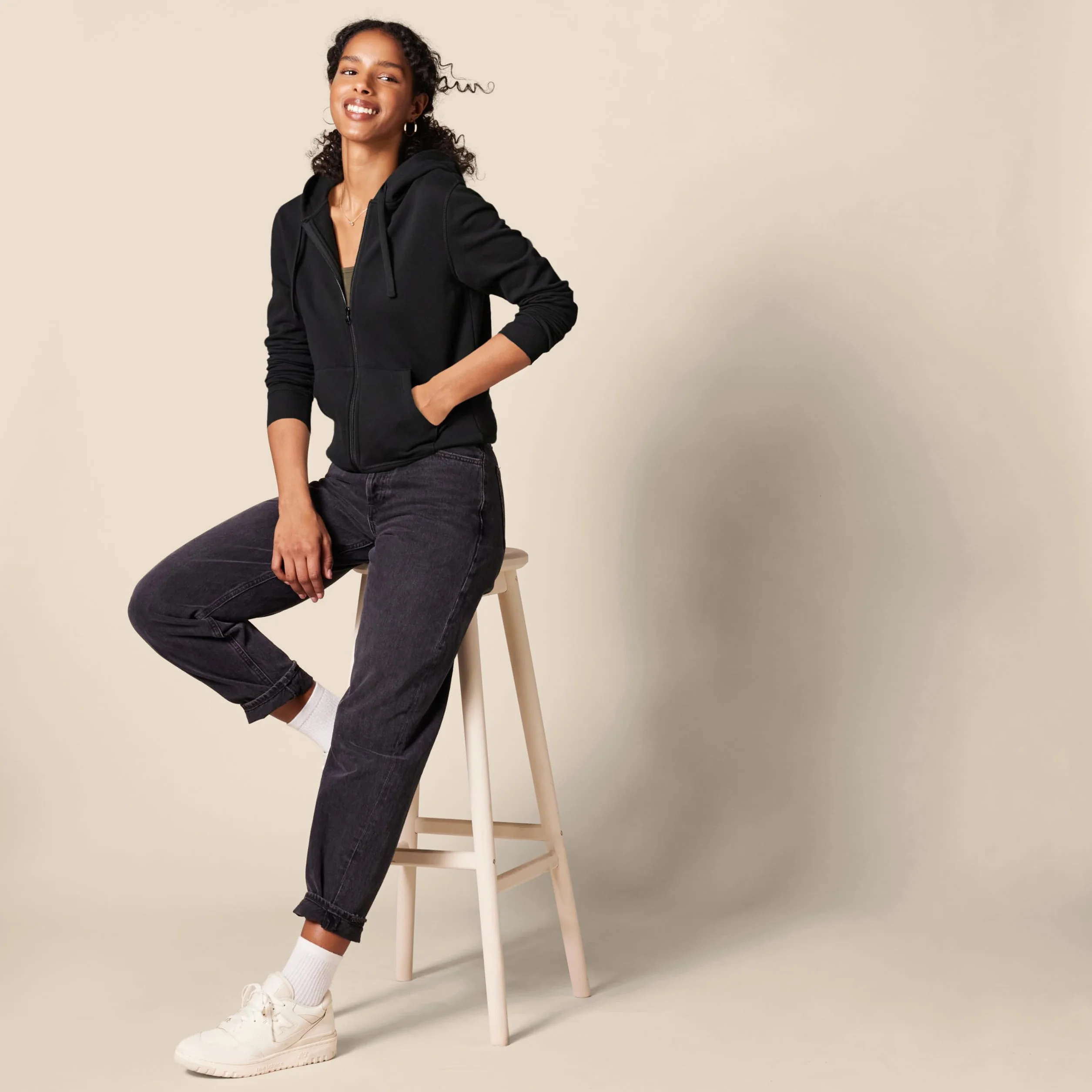 Amazon Essentials Femme Sweat à Capuche zippé en Polaire Grandes Tailles