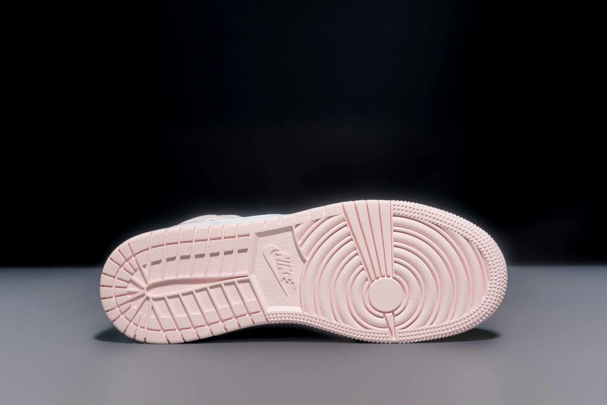 Air Jordan 1 Mid GS Pink Wash 38