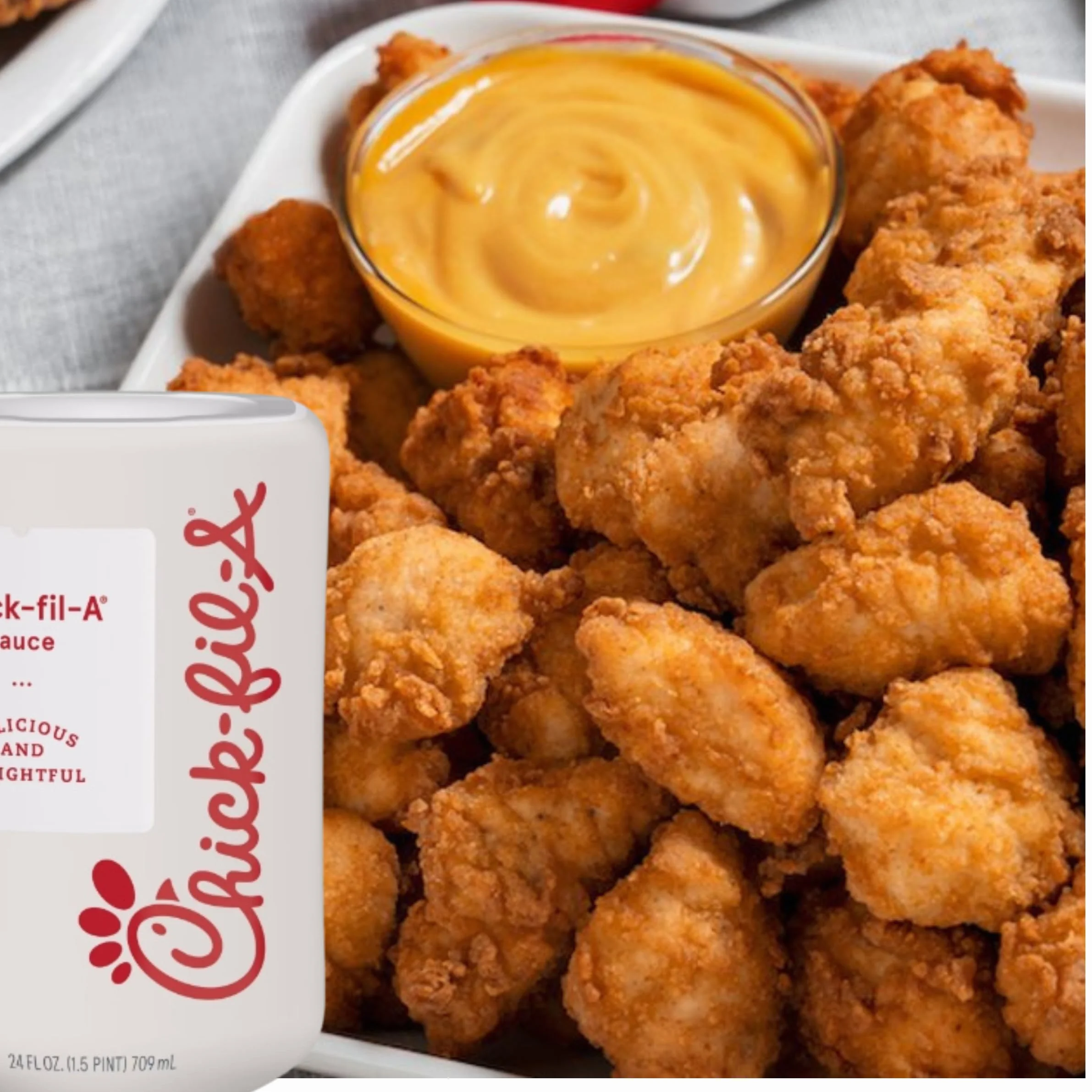 Chick-fil-A Ensemble de sauces à tremper -- Une bouteille de sauce originale Chick-fil-A et une bouteille de sauce polynésienne Chick-fil-A -- 473 ml chacune