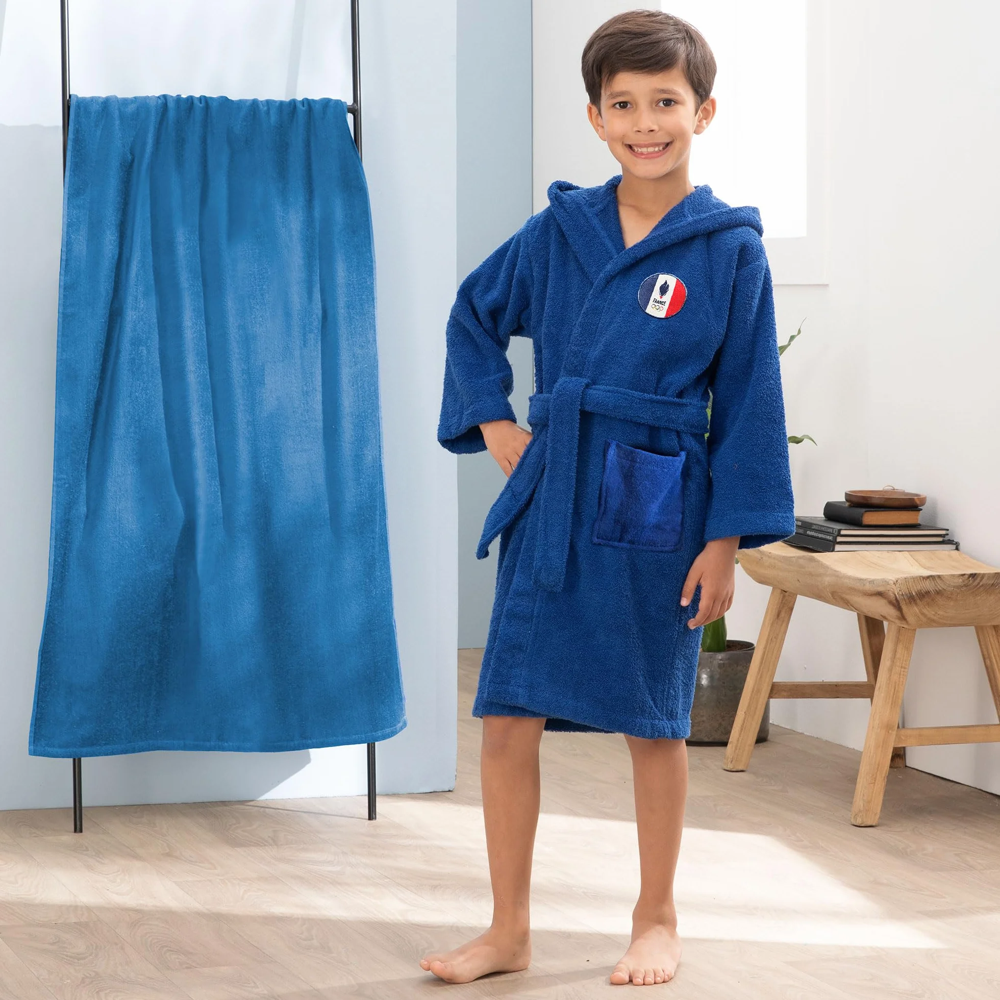 OMYDREAM PARIS Peignoir Enfant 100% Coton OEKO-TEX Taille 6/8 ans Bleu