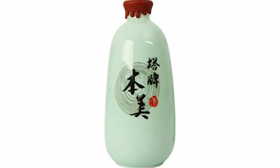 Pagoda Brand Vin de riz Shaoxing de marque Pagoda (Ben Mei) - 500 ml, Sans colorant, Céladon Longquan, Fabriqué à la main