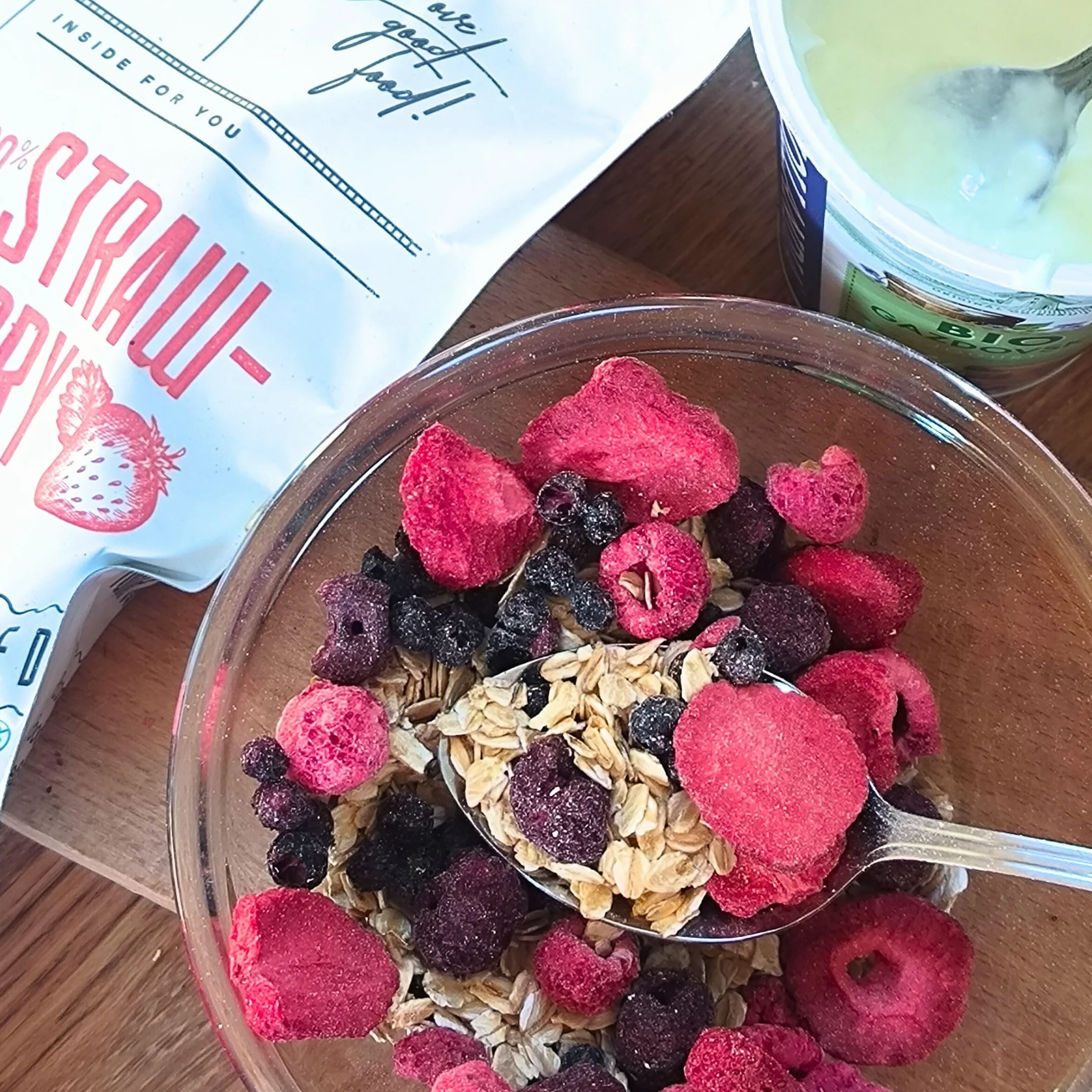 Fruits Lyophilisés | SuperBerry XL 300g Mélange de Fruits Secs Fraise Lyophilisée, Framboise et Griotte et Myrtille - Freeze Dried Fruit Red Mix | gefriergetrocknete Früchte | ZingyZoo