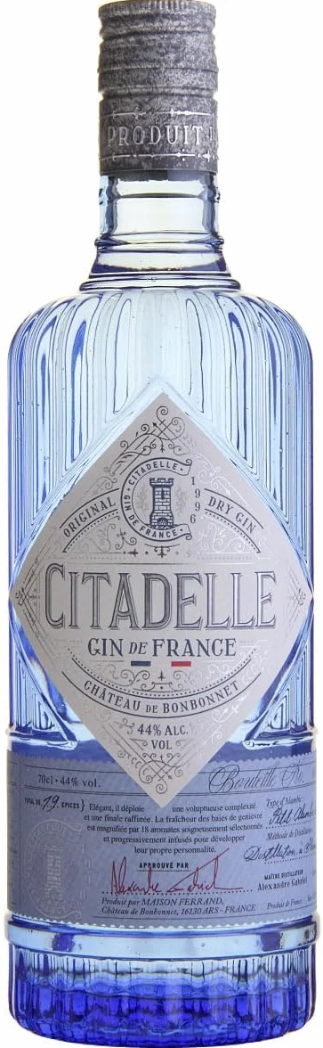 CITADELLE Gin - Distilled Gin - Origine : France - 44% Alcool - 70 cl | Origine : France / Poitou-Charentes - Notes Herbacées, Fleuries et d'Agrumes - Idéal en Cocktail Gin Tonic