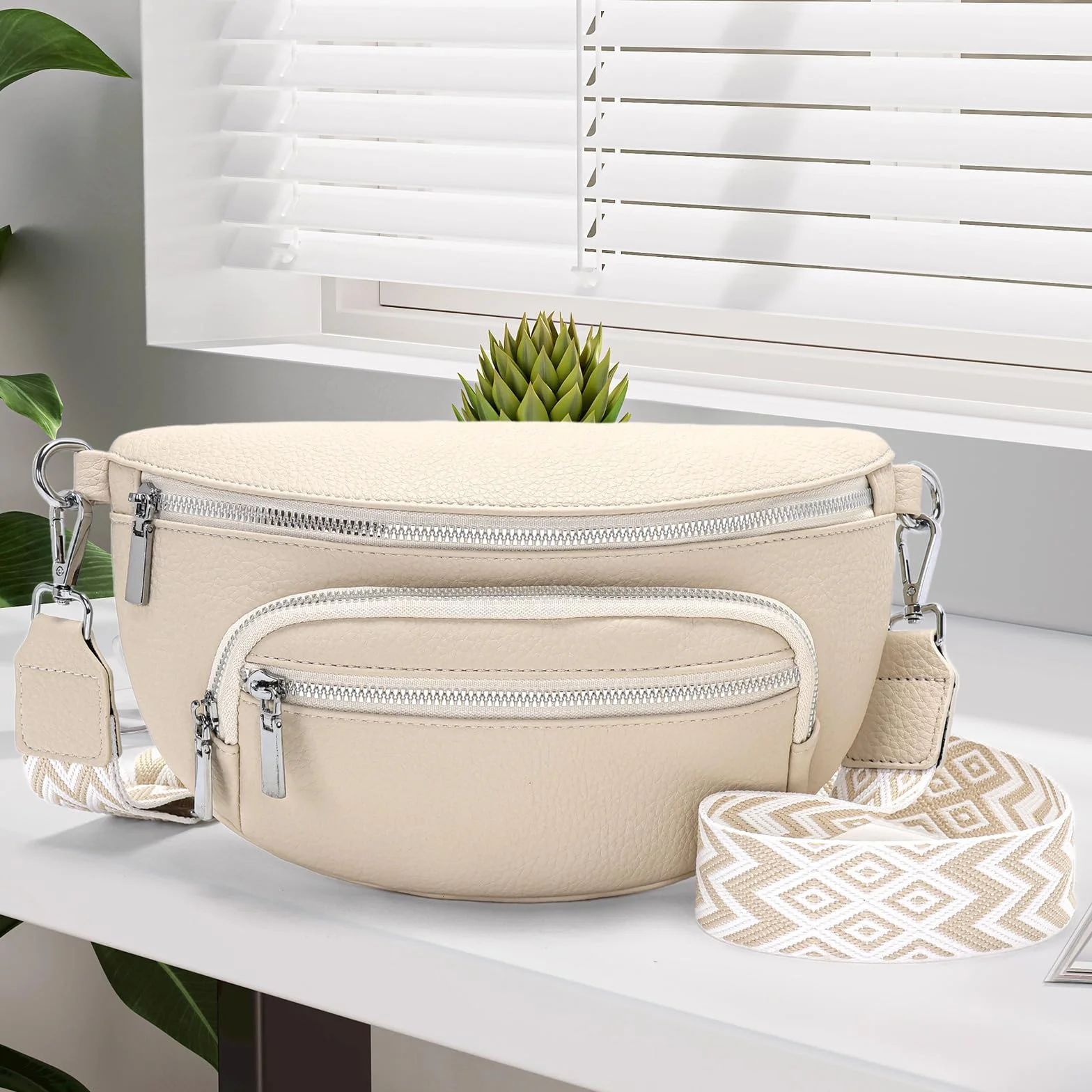 Sac banane femme Beige cuir vegan bandoulière amovible réglable