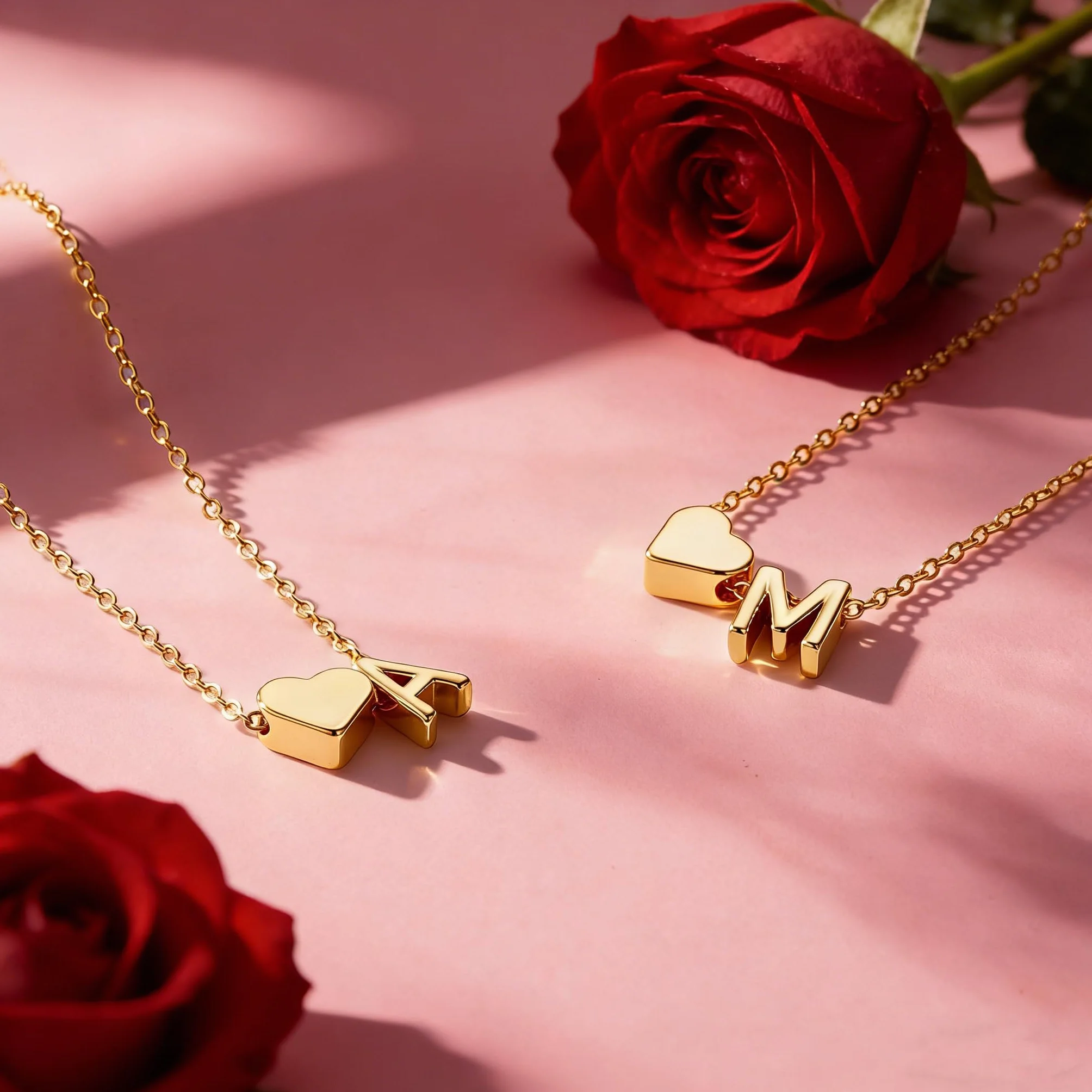 TINGN Collier Coeur Femme Fille 14 Carats Plaqué Or Initiale Lettre Coeur Pendentif