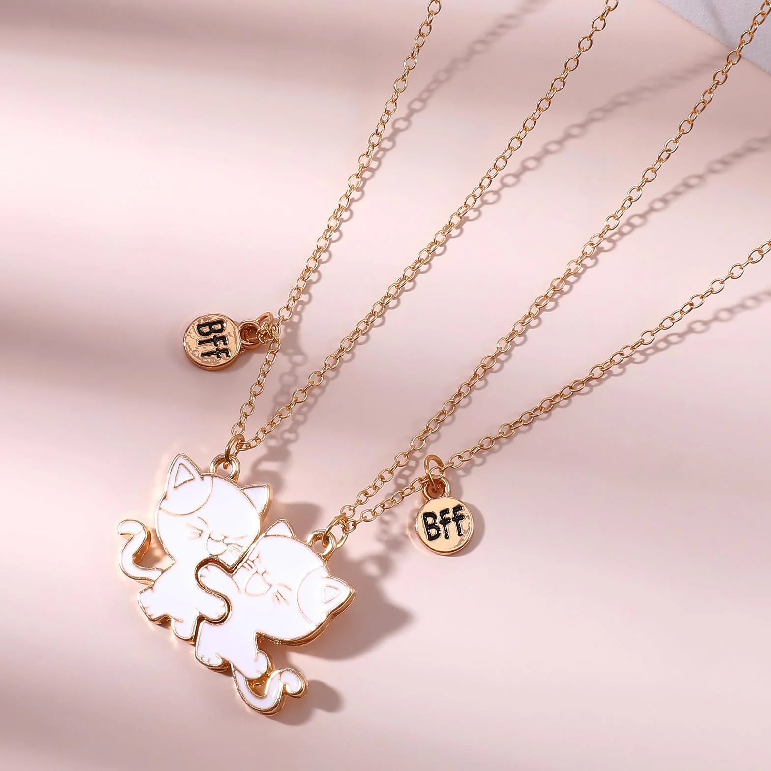 SHENLIU Lot de 2 chaînes d'amitié en forme de chat doré avec pendentif magnétique pour anniversaire, Noël