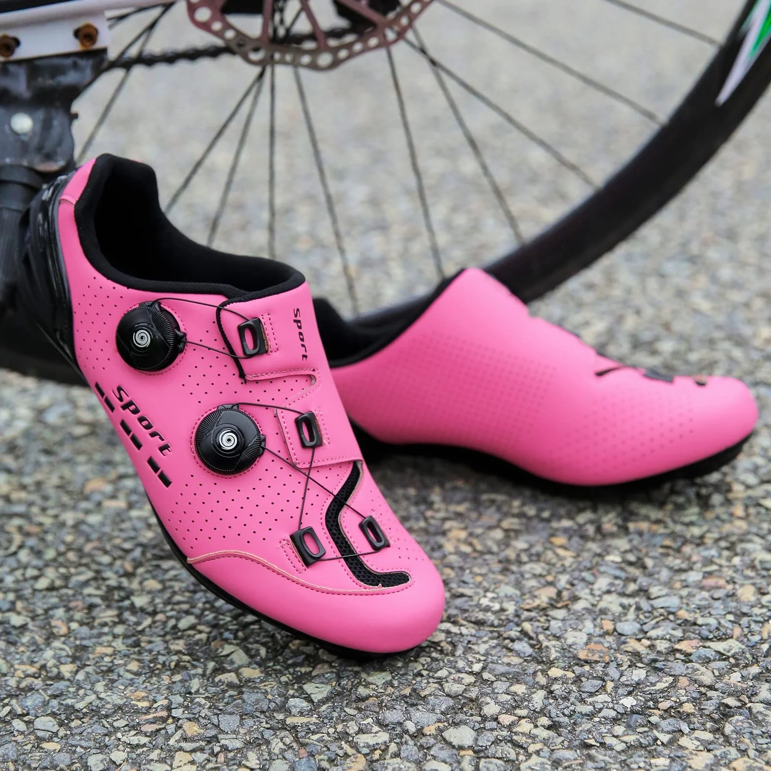 Chaussures Cyclisme Femme Route VTT Compatibles Crampons Pivotantes