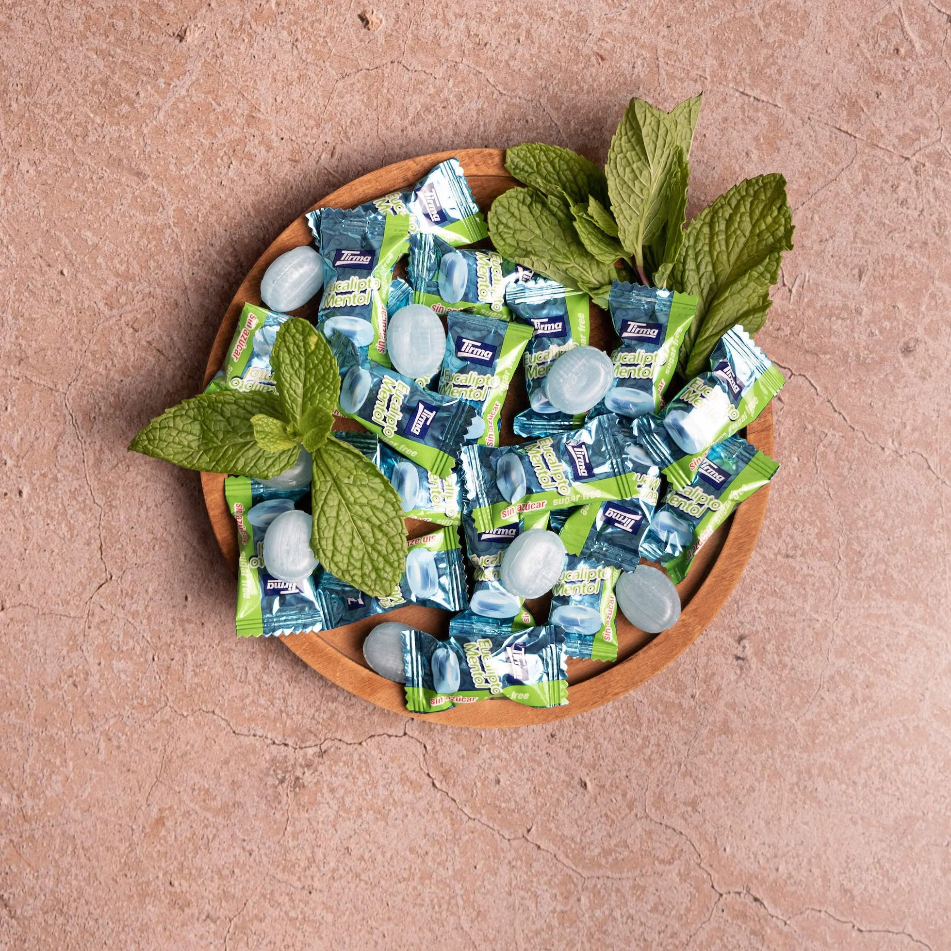 Tirma Bonbons Eucalyptus Menthol Sans Sucre 150 g Bonbons Durs Sans Sucre Sans Gluten Végan Friandises Rafraîchissantes Bonbons Mentholés Sans Lactose Individuellement Emballés