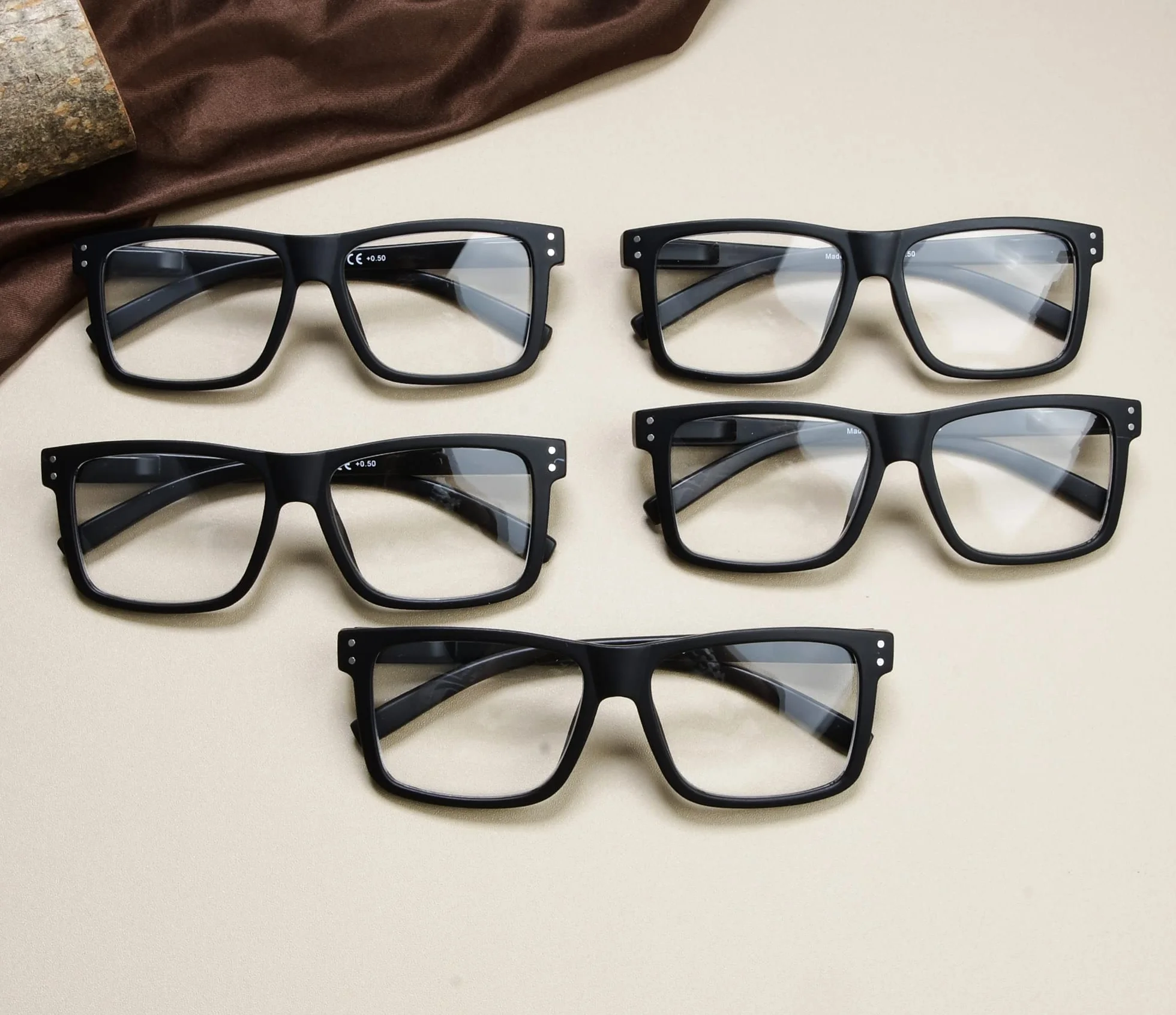 Lunettes de Lecture Carrées Hommes Femmes Eyekepper 5 Paires Noir 2.75
