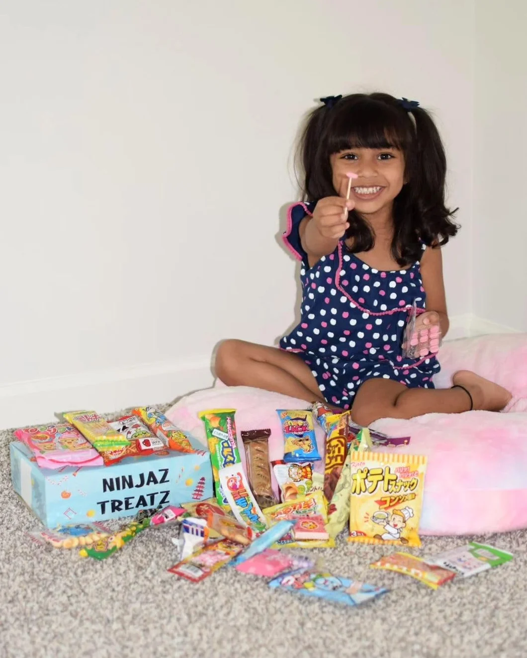 NINJAZ TREATZ 30 bonbons japonais Snacks Box Japonais Dagashi (boîte en carton)