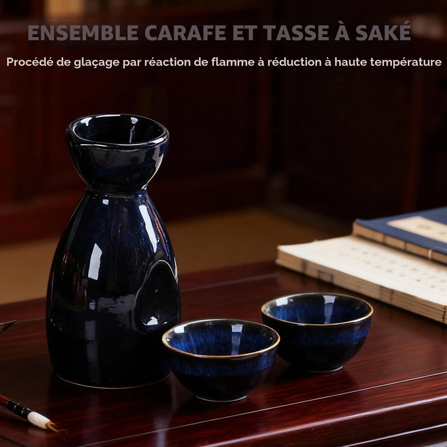 GOEDCH Ensemble de saké japonais traditionnel : ensemble de vin de riz bleu pour le style japonais Contient 4 gobelets à saké et 1 pot à saké, ensemble de saké artisanal pour la maison et les
