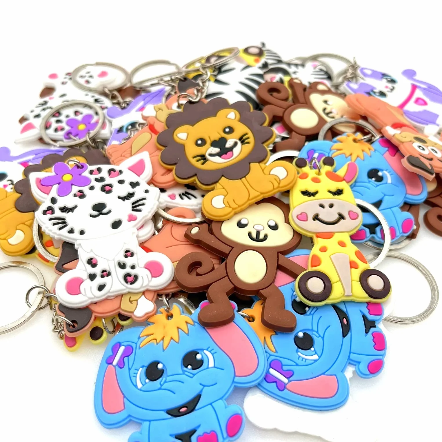 Porte-clés Animaux Silicone 32 Pièces - Cadeaux pour Enfants et Adultes