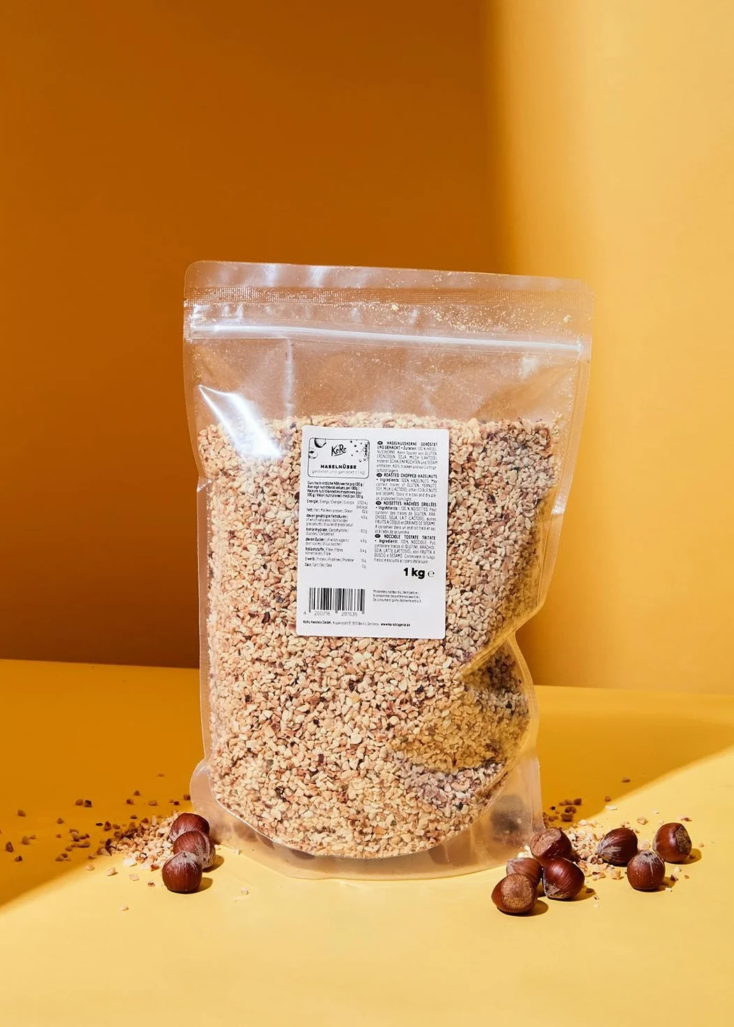 KoRo – Noisettes torréfiées et concassées 1 kg – Goût intense – Idéal pour la pâtisserie – Riche en fibres