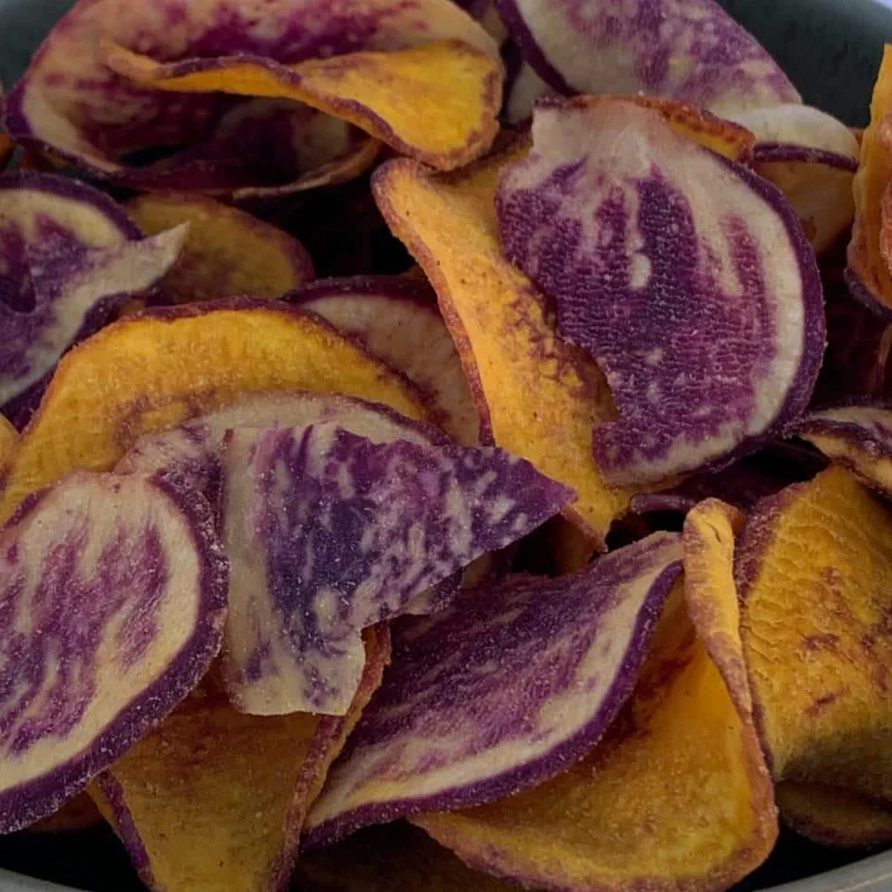NULTHY - Chips de patate douce 450gr - Snack naturel et croustillant - Sans gluten, sans gras trans ni conservateurs - Patate douce orange et violette