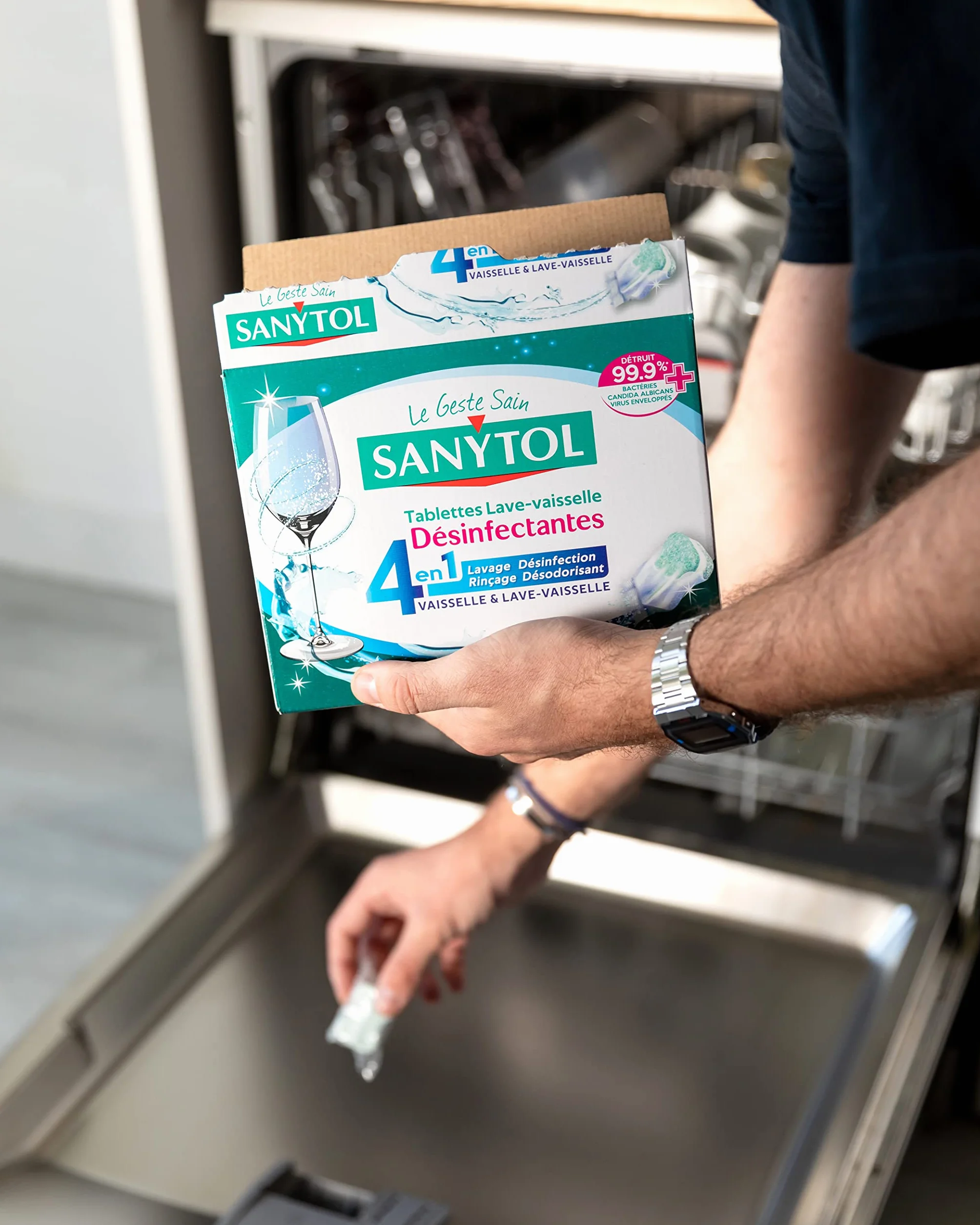 Sanytol -Tablettes Lave-Vaisselle 4 en 1 Désinfectantes - 24 Tablettes - Lavage, Désinfection, Rinçage, Désodorisant - Bactéricide, Virucide, Levuricide