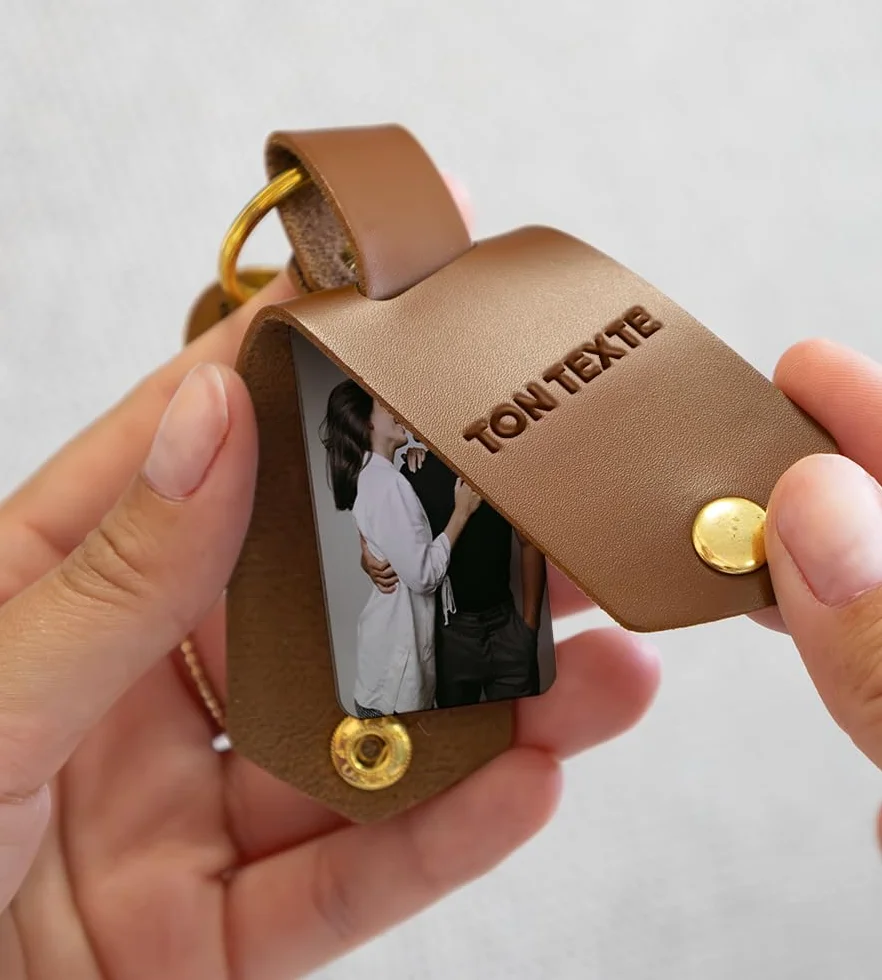 Porte Clé En Cuir Personnalisé avec Texte Gravé et Deux Photos