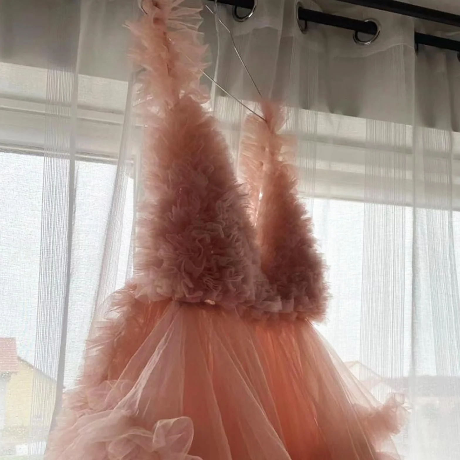 Robe de maternité en tulle à volants pour séance photo grossesse