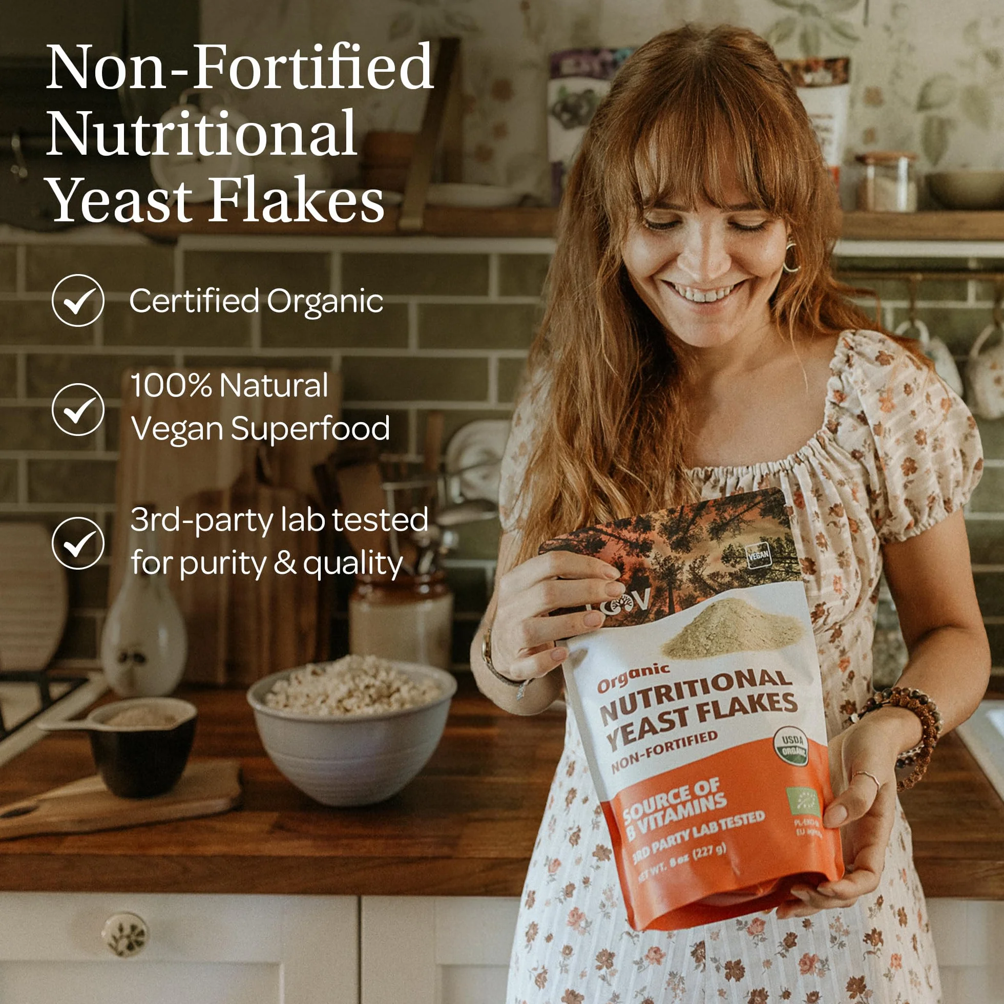 Flocons de levures alimentaires bio non-fortifiées de LOOV, Grillés, Végétaliens, sans OGM, sans gluten, bonne source de vitamines B, 227 g, sans vitamine ajoutée, sans sucre ajouté, sac refermable