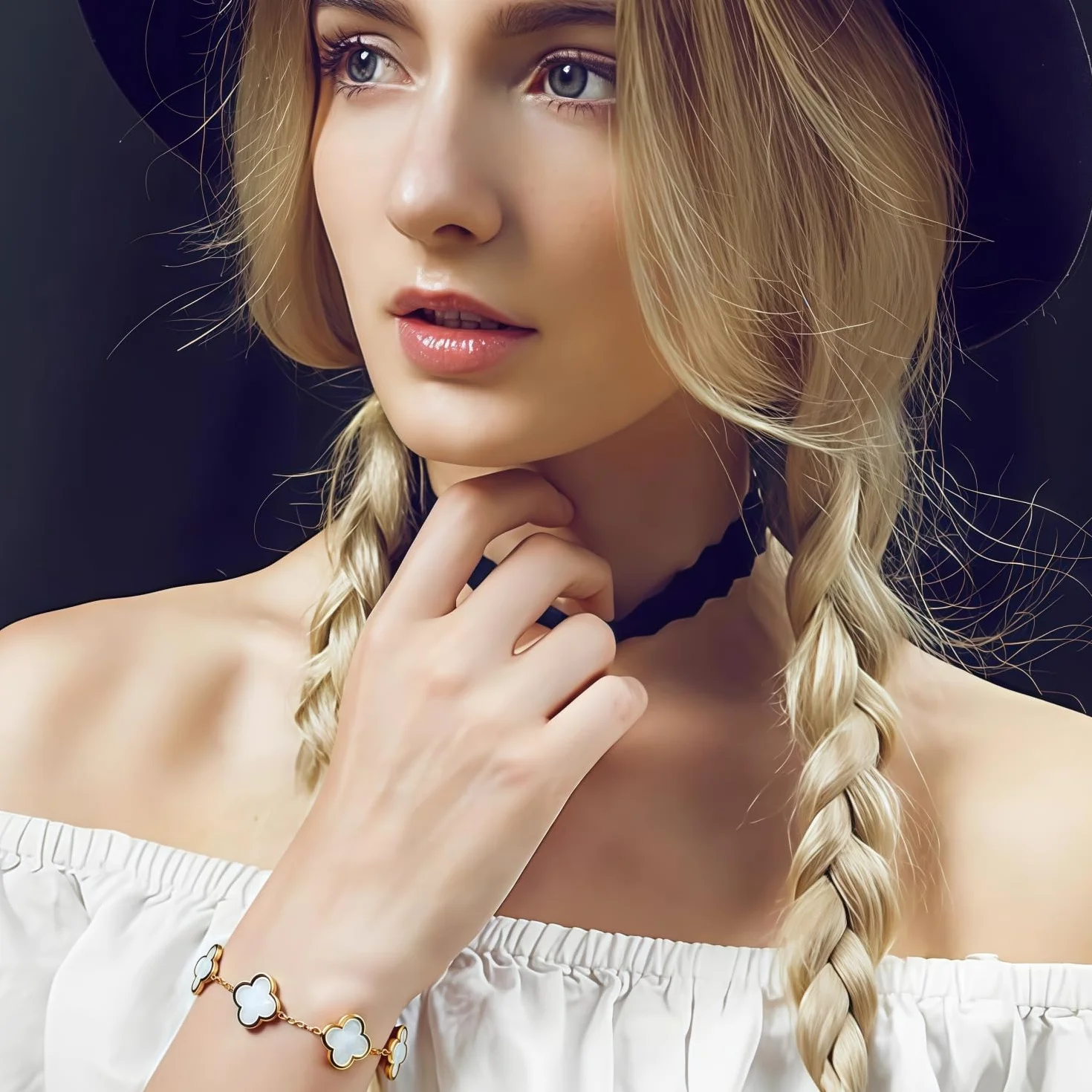 Bracelet Trèfle à Quatre Feuilles en Acier Inoxydable Cadeau Femme