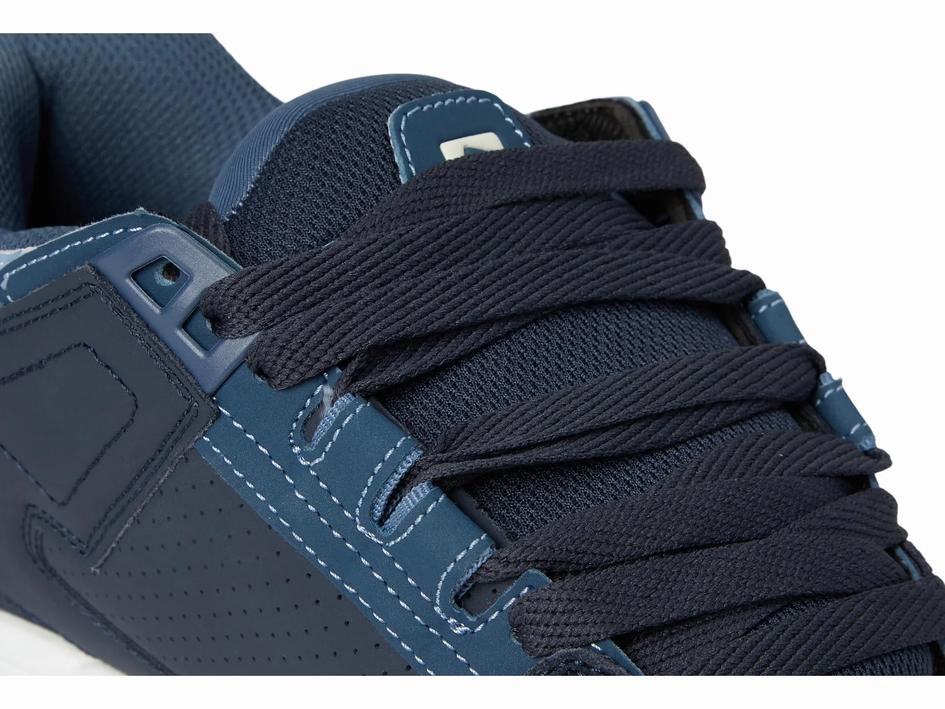 Globe Sabre Sneaker Chaussures de skate homme