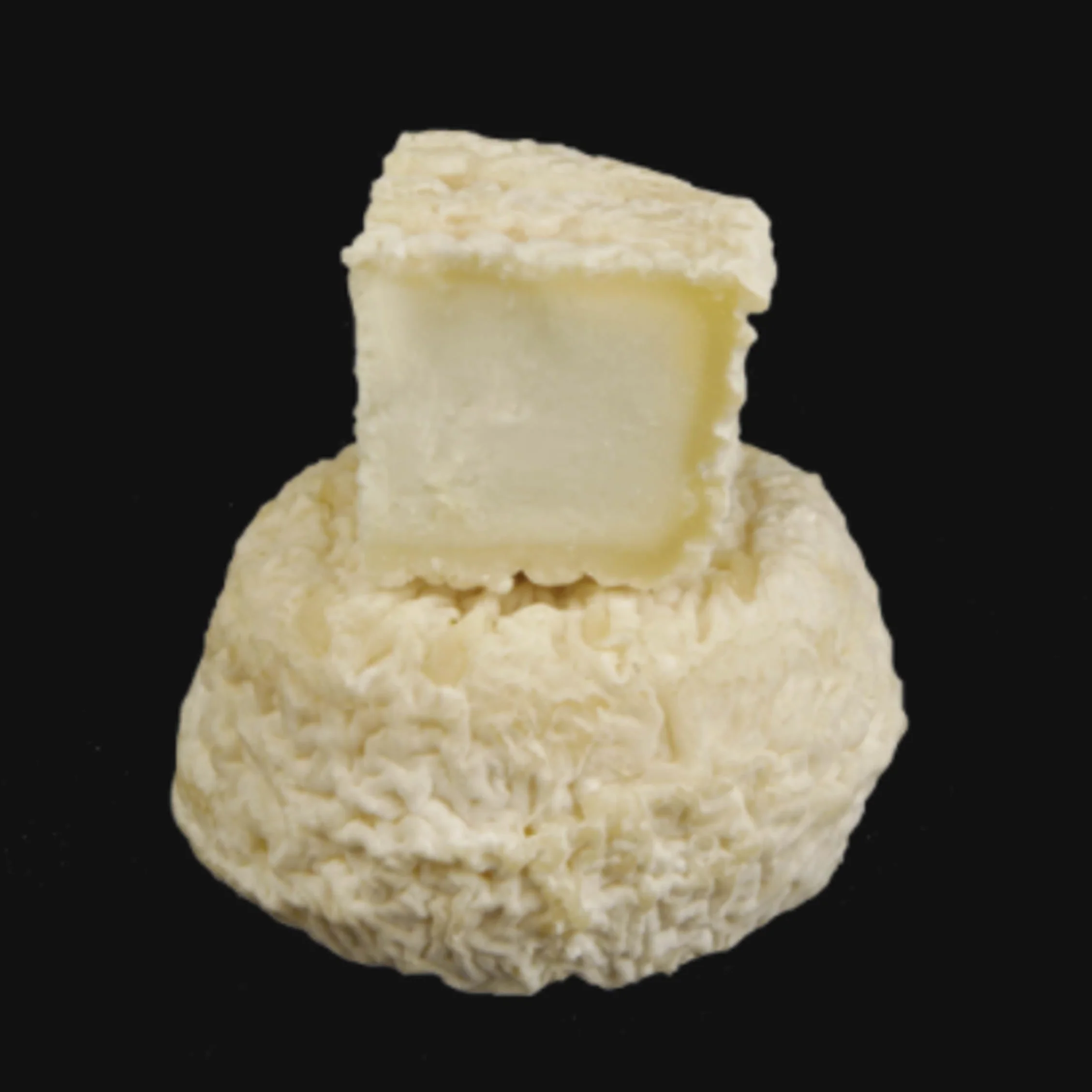 Plateau Signature – Crottin de Chèvre Pas de Loup 60g, Comté AOP Mamie Or 200g, Morbier AOP 250g, Cœur Neufchâtel AOP 200g, Tomme Fourrée aux Truffes Mifroma 120g – 830g – Sélection de Fromages França