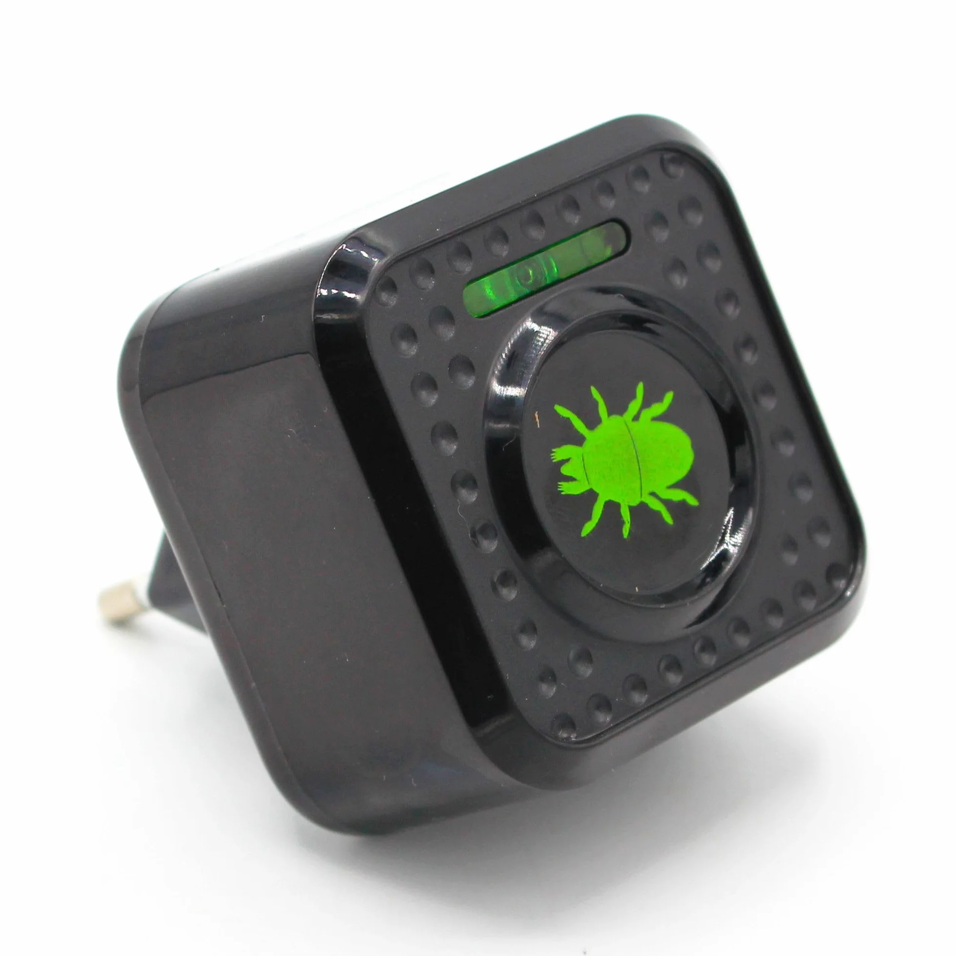 FISHTEC - Prise Anti-acariens ultrasons - Protège nuisibles jusqu'à 30 m² - Branchez 230V - Discret, Silencieux et écologique - sans Produits Chimiques - Usage sûr Enfants, Animaux