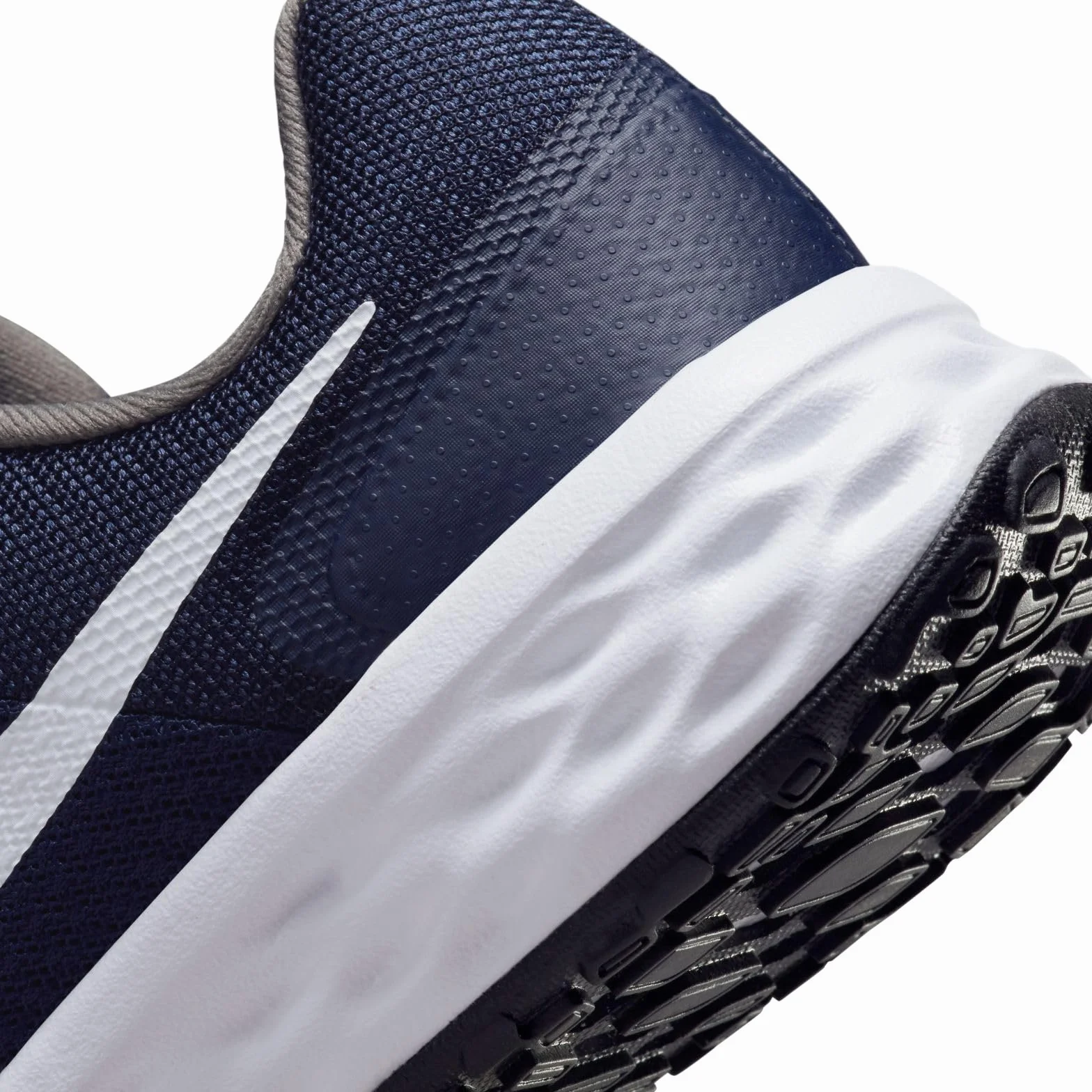 Nike Revolution 6 Nn GS Chaussure de Gymnastique Enfant
