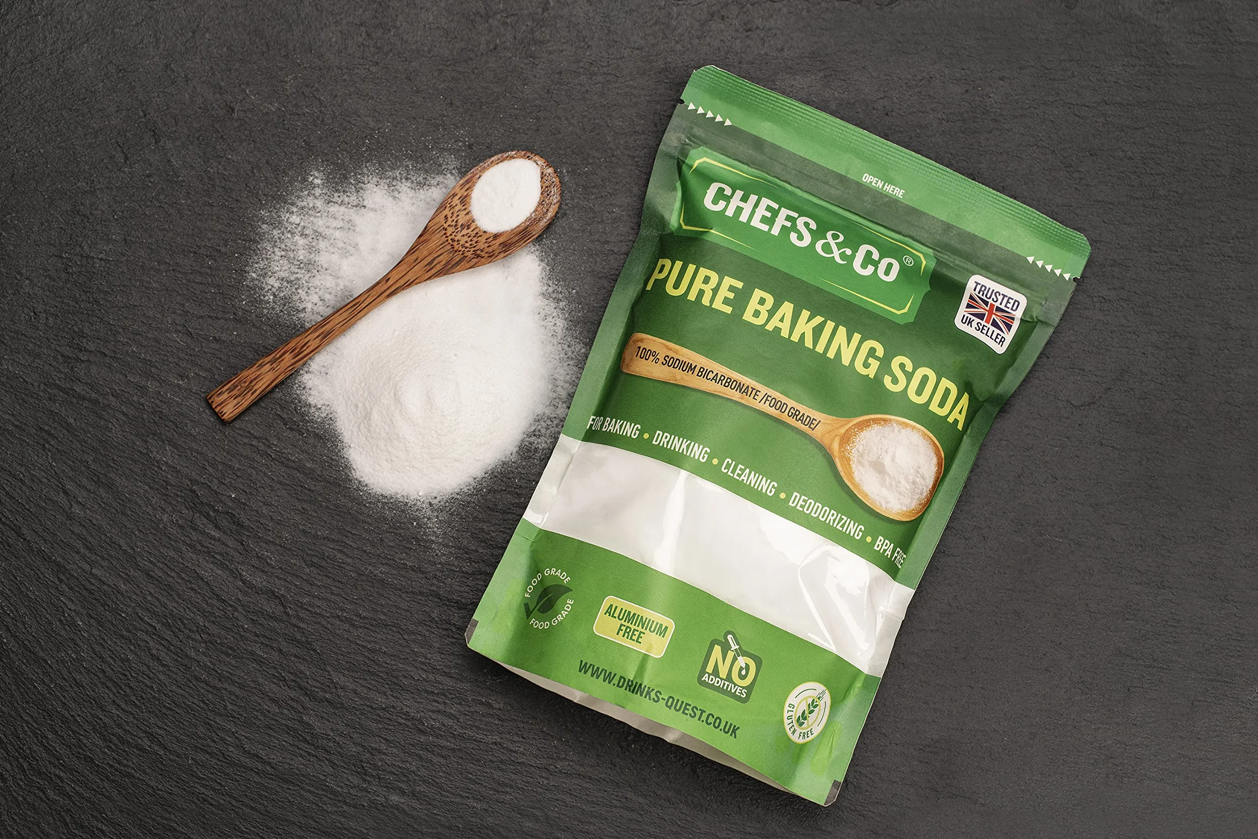 CHEFS & CO | Bicarbonate de Soude Pur (1 KG) | 100% Bicarbonate de Soude de Qualité Alimentaire | Bicarbonate pour Cuisiner, Boire et Nettoyer | Sans Aluminium | Sans BPA | Agent Levant (Paquet de 1)