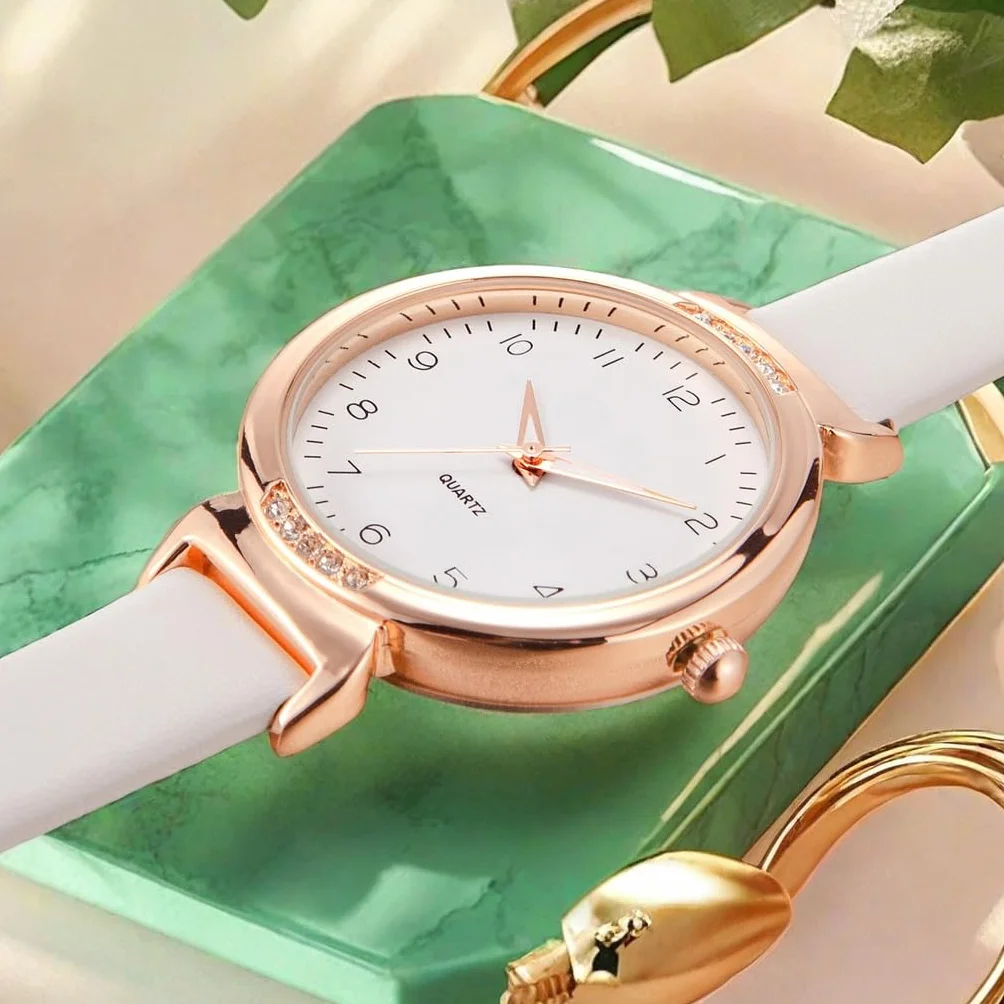 Montre Femme Cuir Or Rose Noir Blanc Quartz Analogique