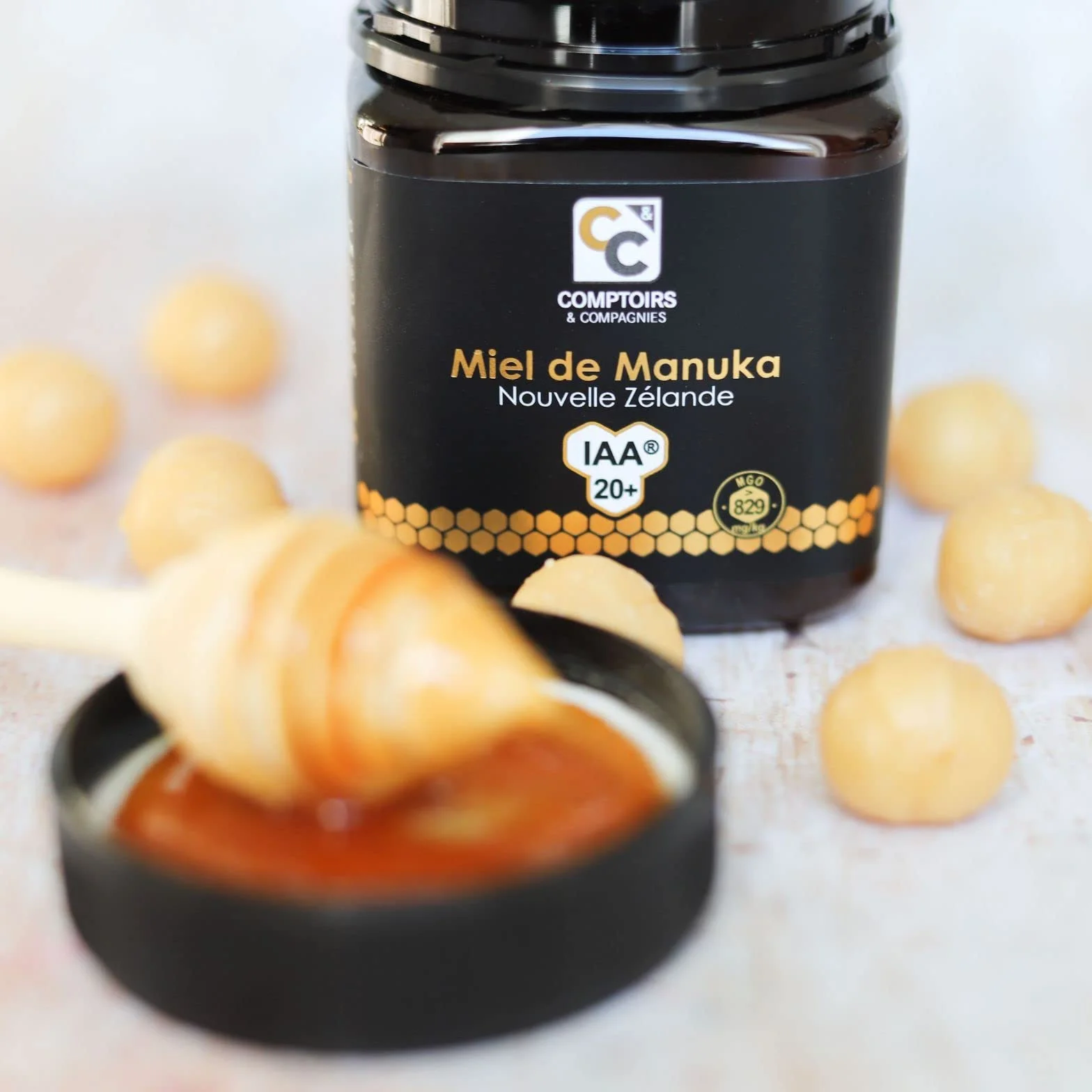 COMPTOIRS ET COMPAGNIES - Miel de Manuka Actif - IAA20+ (MGO829+) - Origine Nouvelle Zélande - 250g