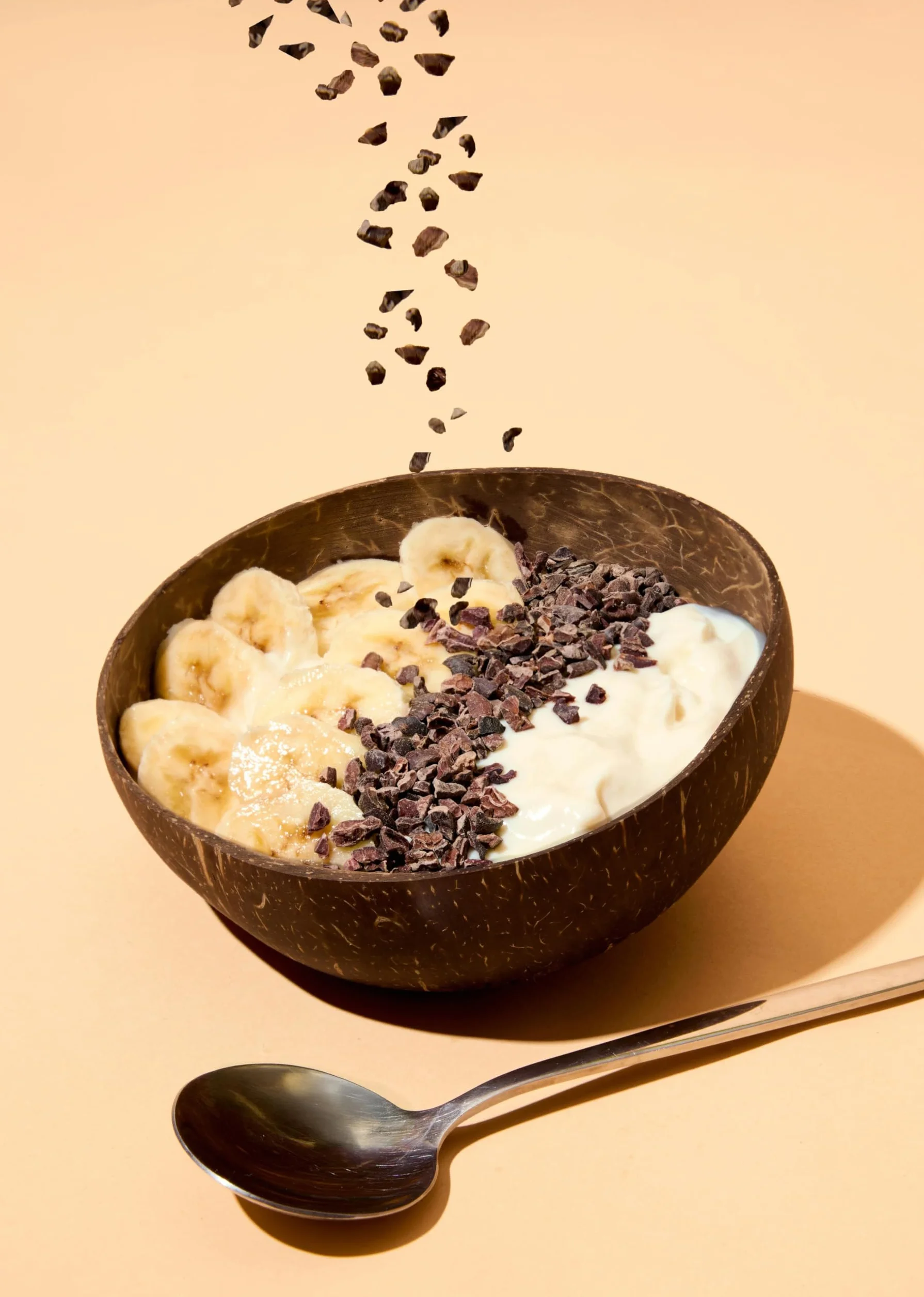 KoRo - Grués de cacao Fairtrade bio 500 g - Fèves décortiquées et torréfiées - Goût chocolaté - Riche en fibres