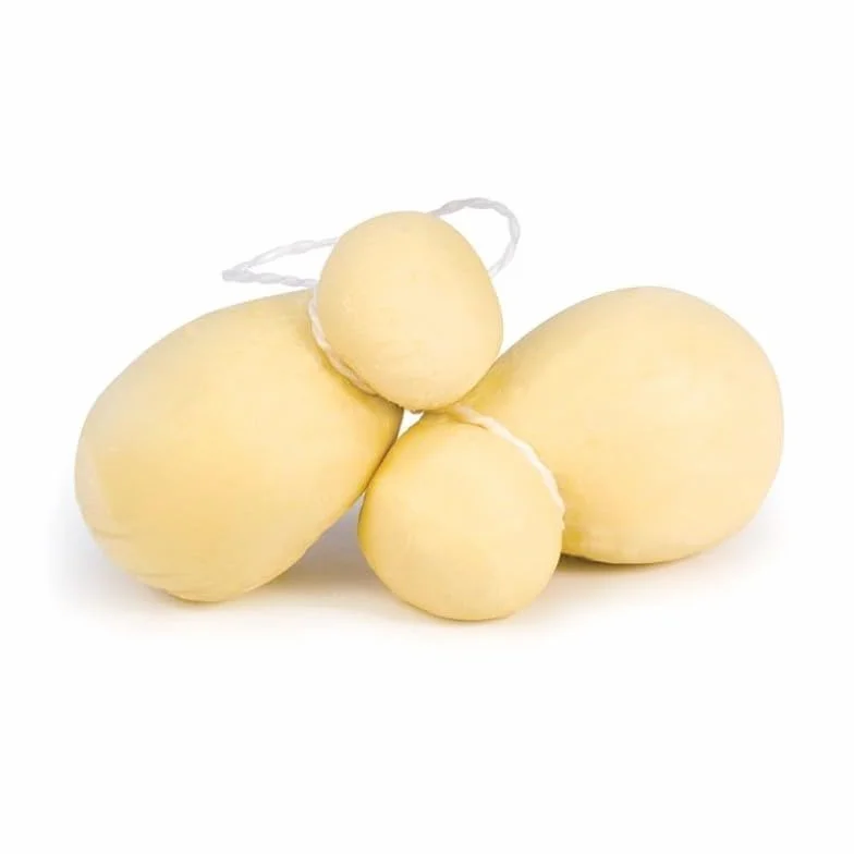 4 Scamorza pezzi da circa 400 grammi