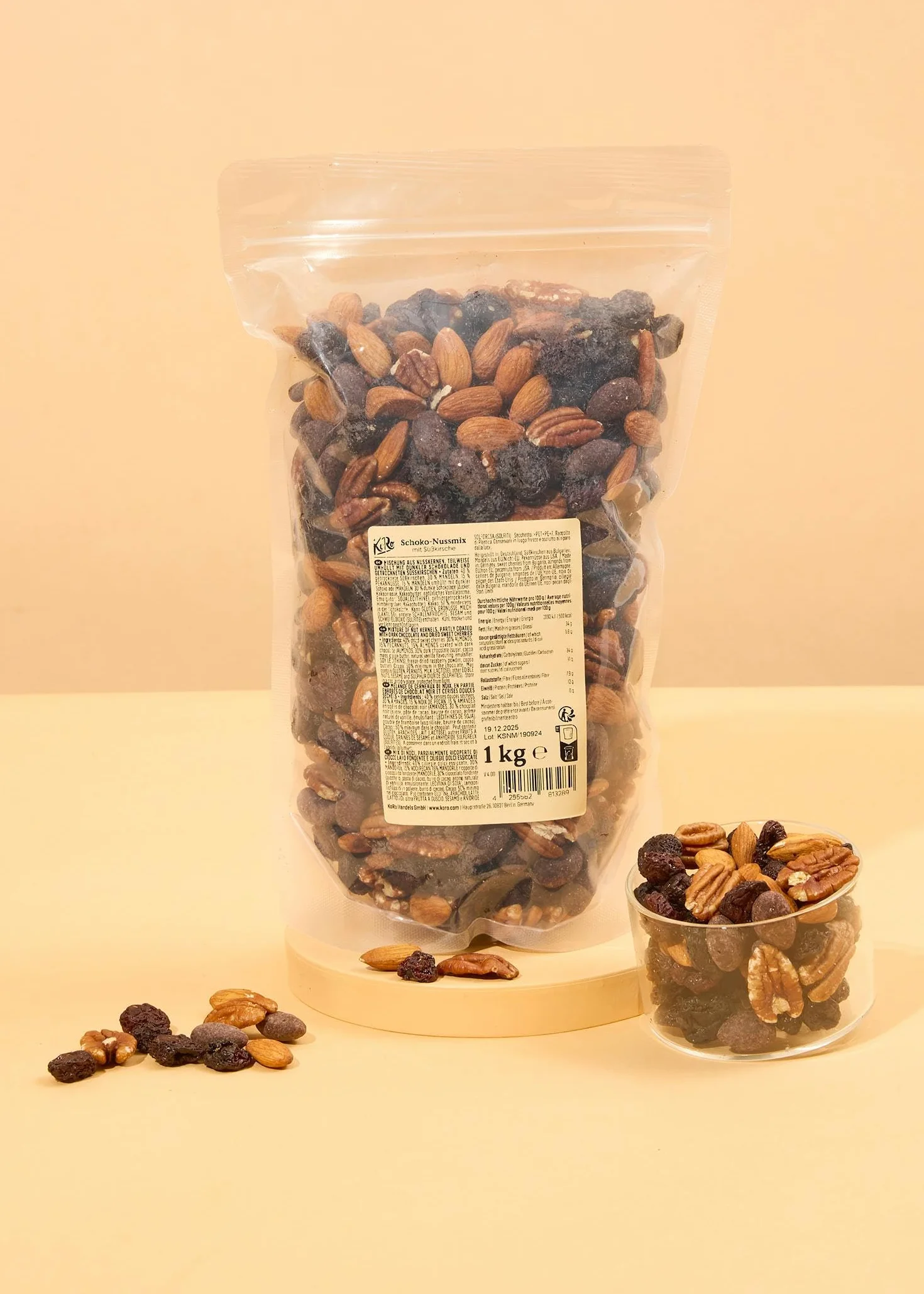 KoRo - Mélange d'oléagineux au chocolat avec griottes 1 kg - Snack idéal - Chocolaté et fruité - Grand emballage pratique