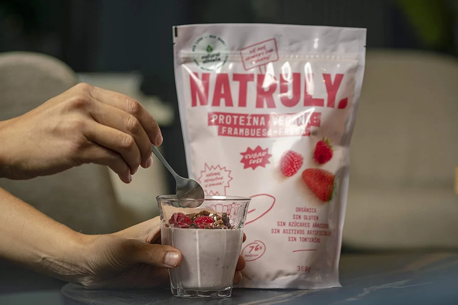 NATRULY Protéine Vegan BIO Fraise et Framboise, 90% Protéine, 100% Naturel Sans Sucre, Sans Gluten, Sans Lactose -350g